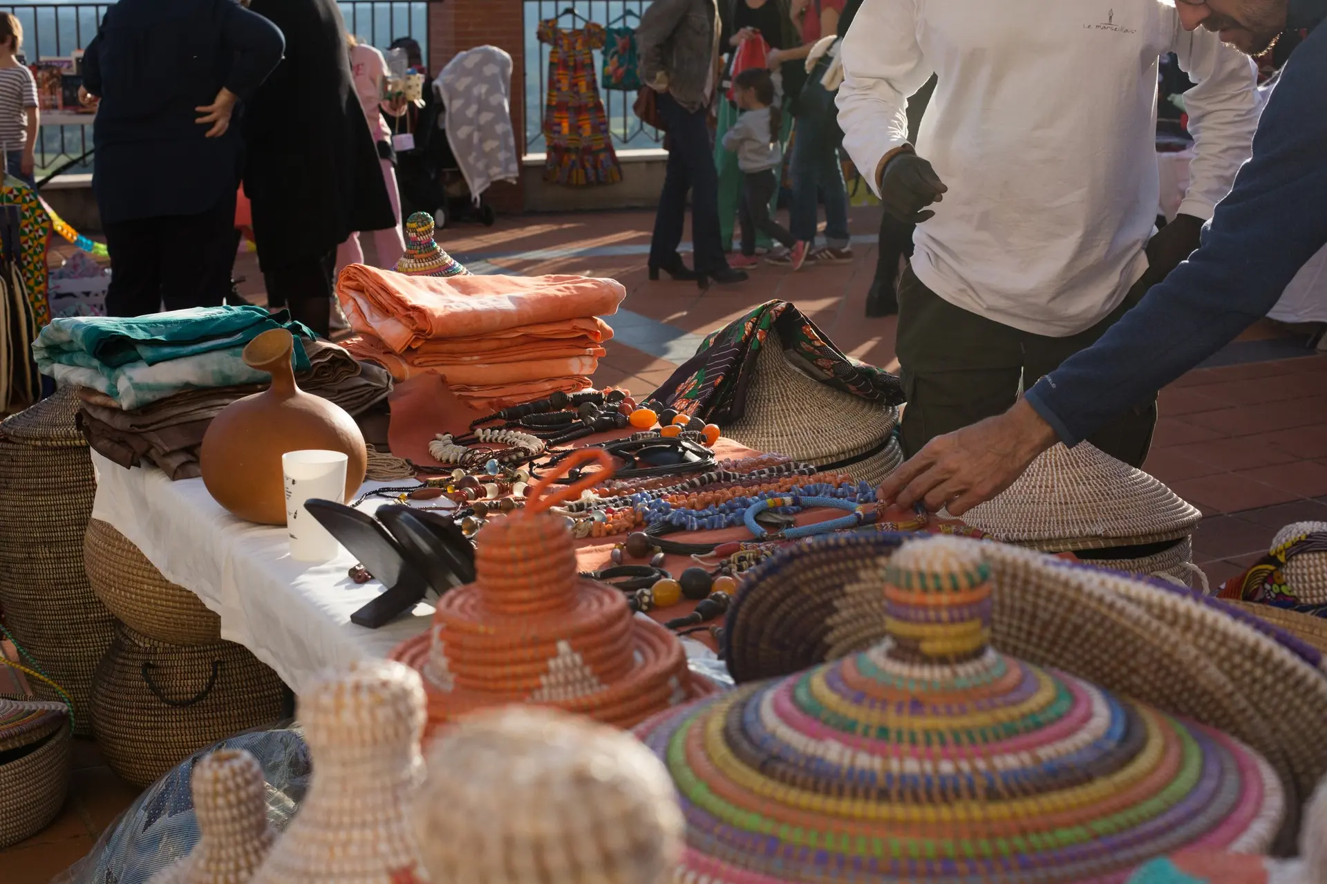 Bagiliba - Marché d'Alleurs_Fayence