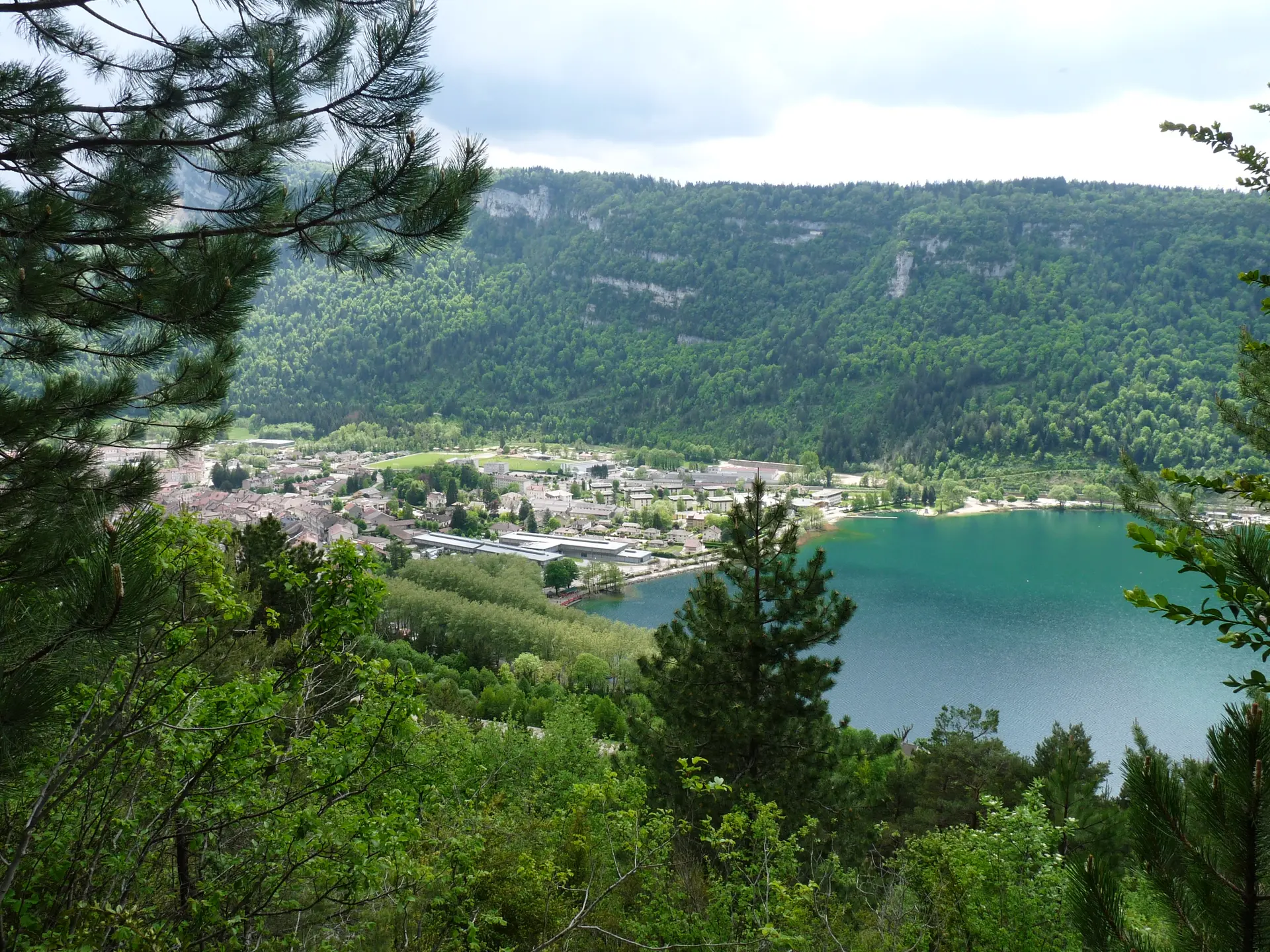 Point de vue sur le lac de Nantua