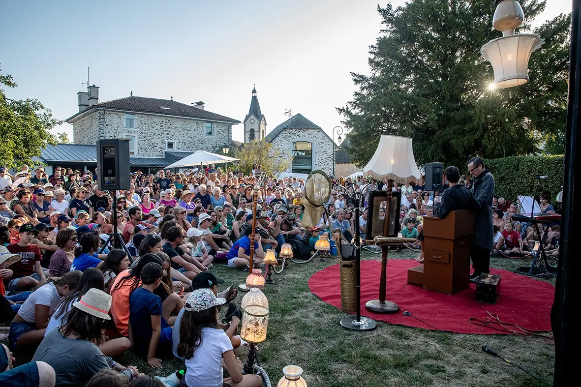 Spectacle dans les rues