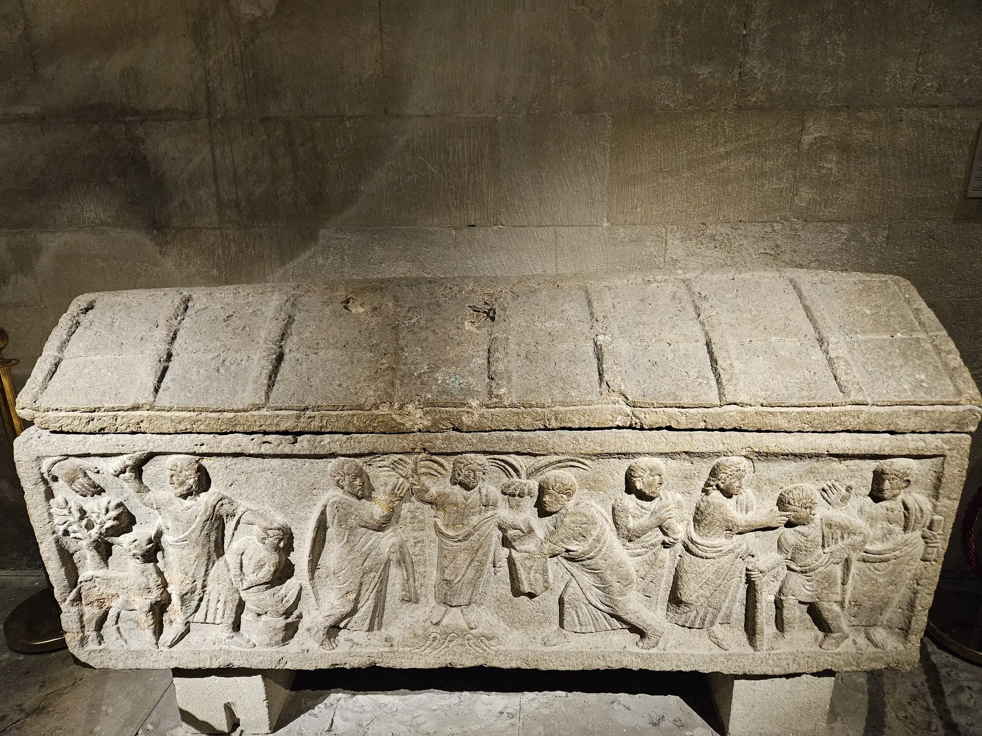 Visite guidée des cryptes de l'abbaye St Victor