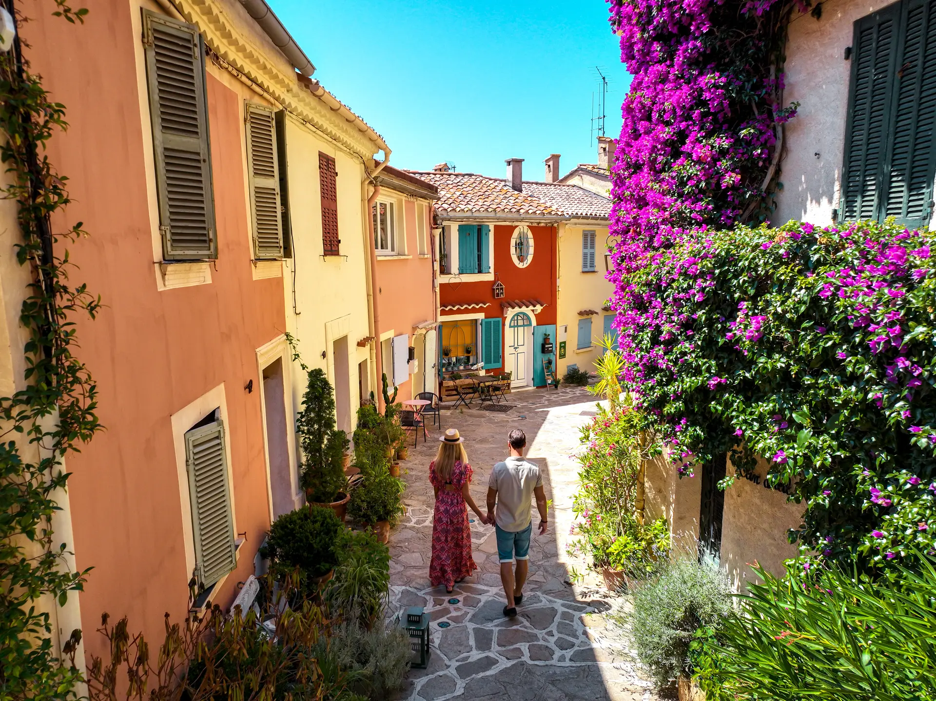 Ruelle village