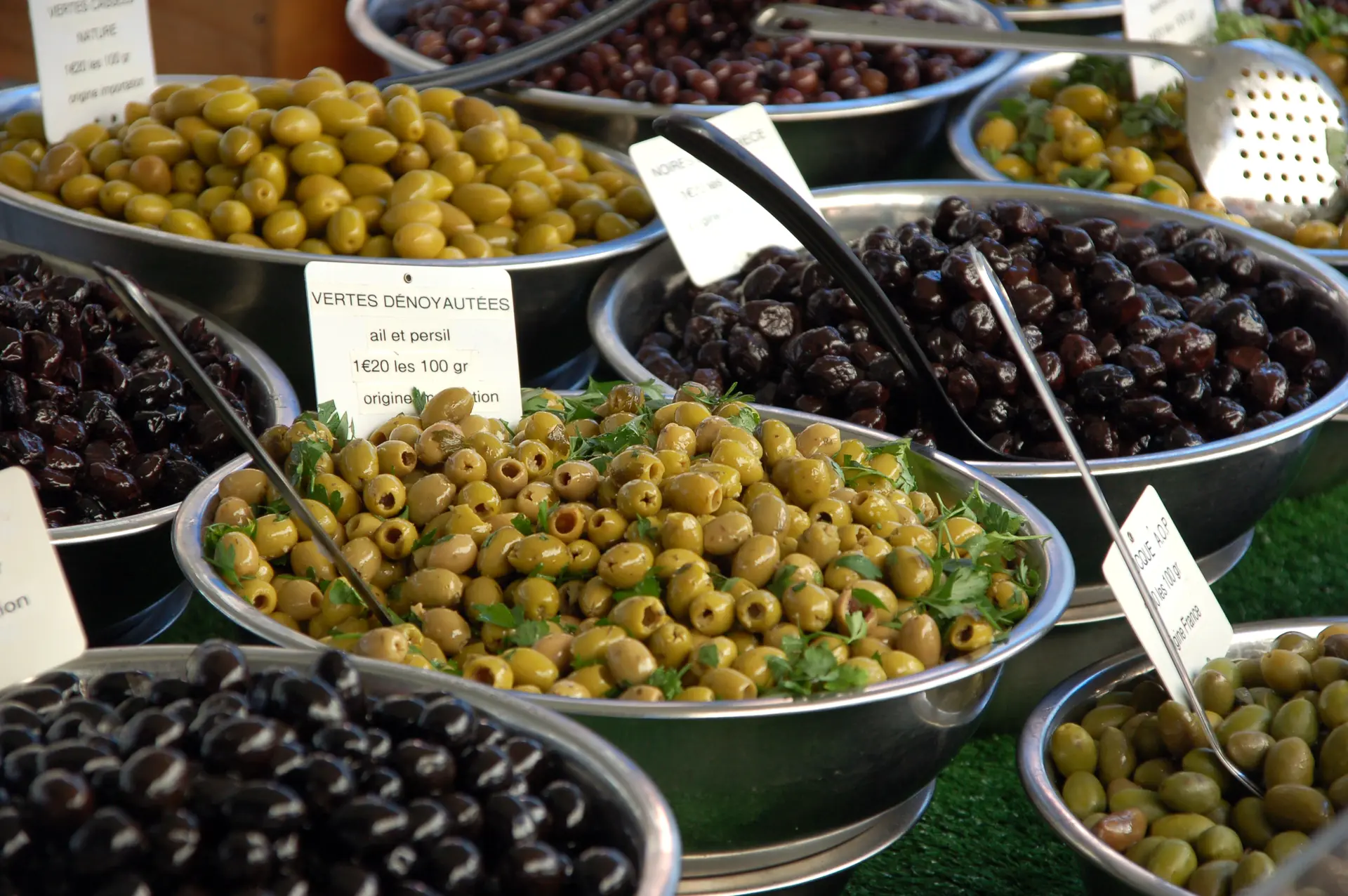 Marché de la Crau / Mercredi et dimanche matin