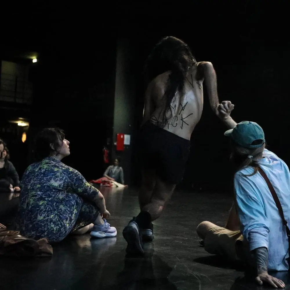 Danse - Dagô R. DÉCHARGEMENT. who carries ?_Aubervilliers