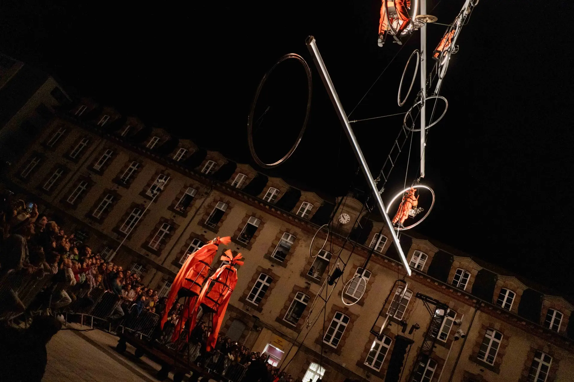 Spectacle dans les rues