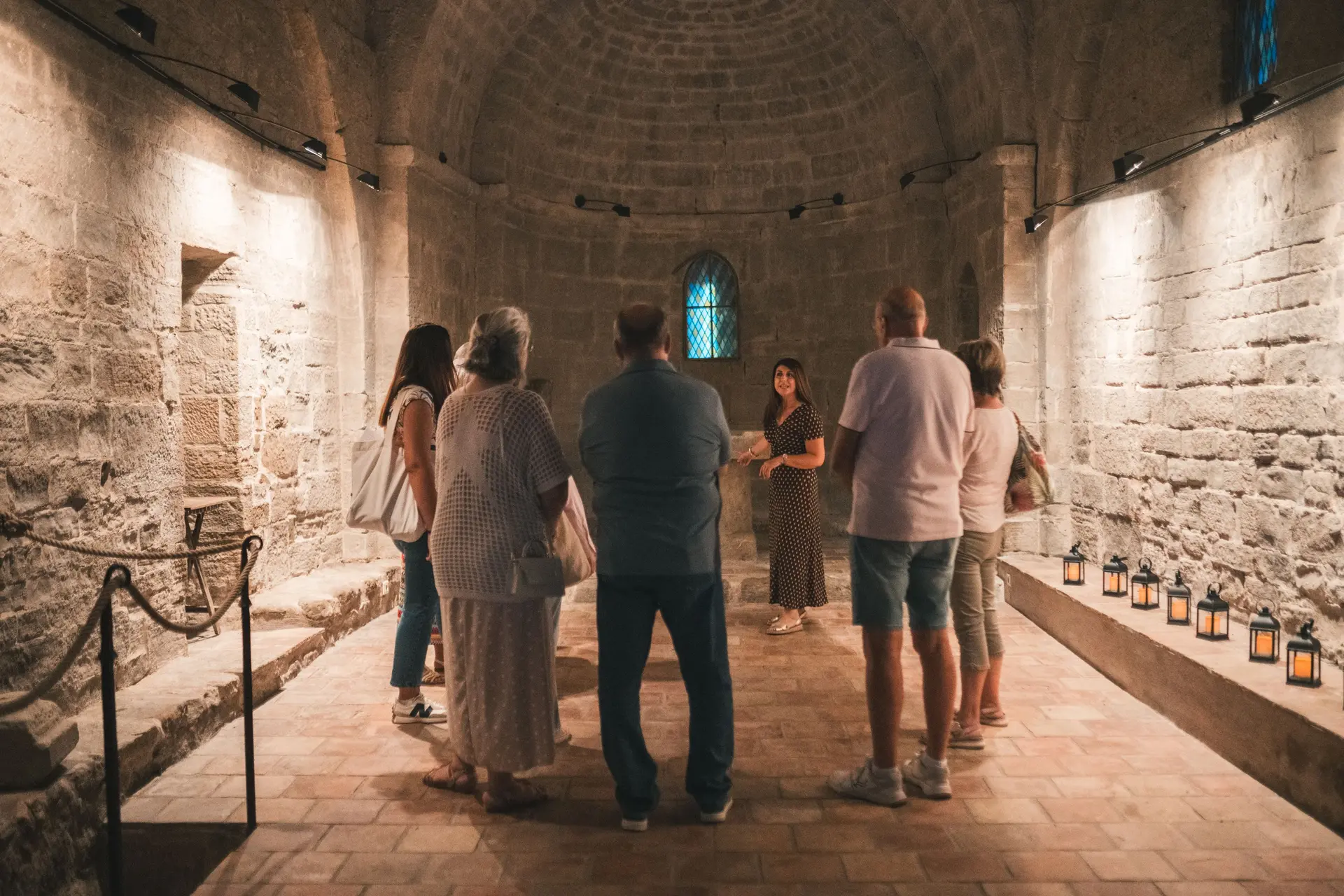 Nocturne médiévale : Roca Brunae à la lueur des lanternes_Roquebrune-sur-Argens