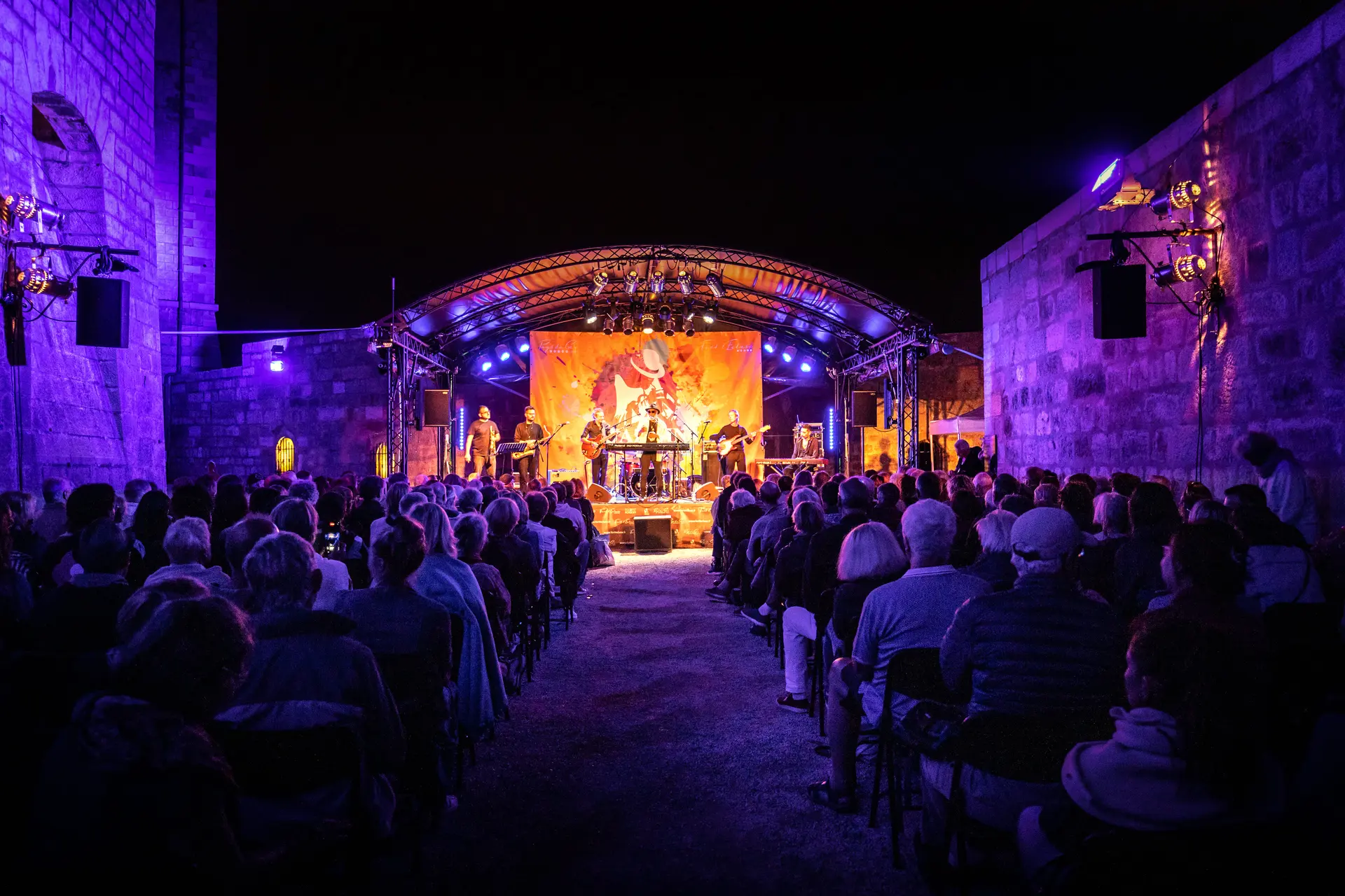 Scène du Jazz In Fort l'Ecluse