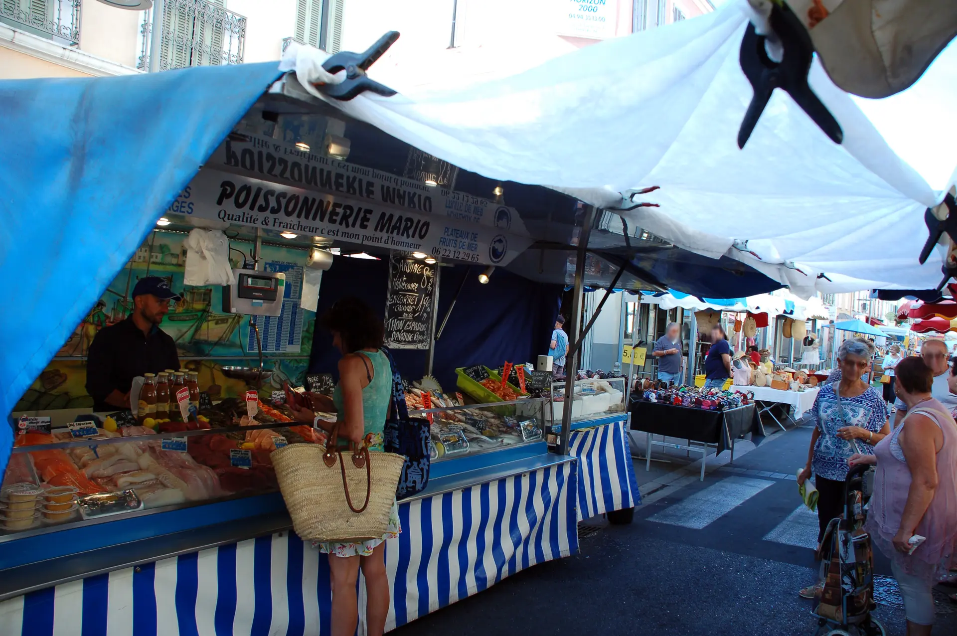 Marché de la Crau / Mercredi et dimanche matin