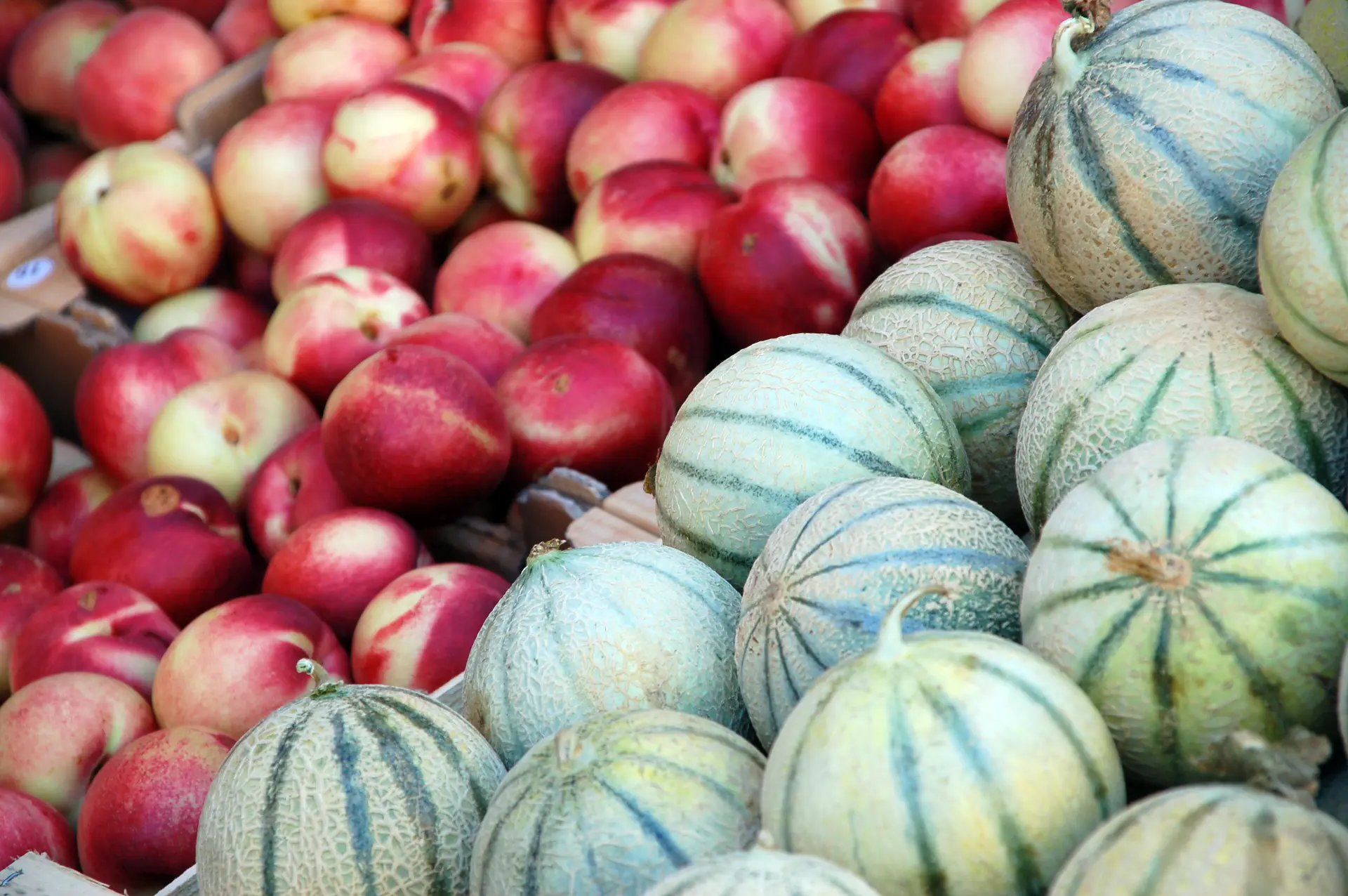 Marché de la Crau / Mercredi et dimanche matin