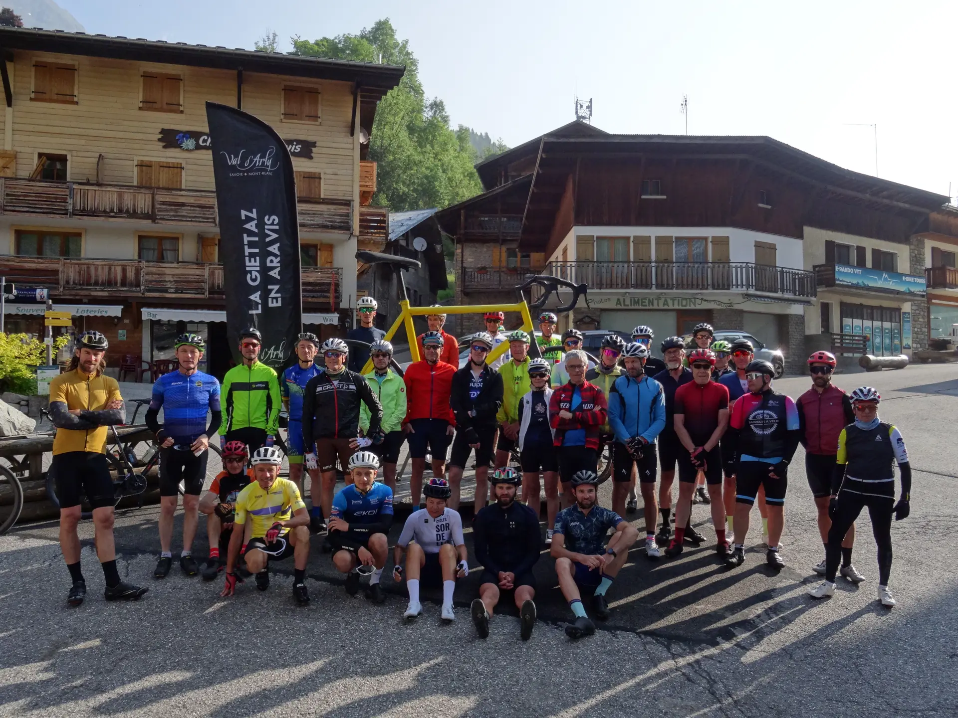 Aravis Bike Tour_La Giettaz