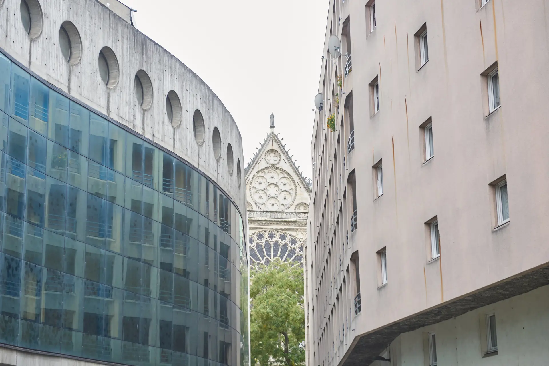 Le centre-ville de Saint-Denis, un patrimoine millénaire remarquable