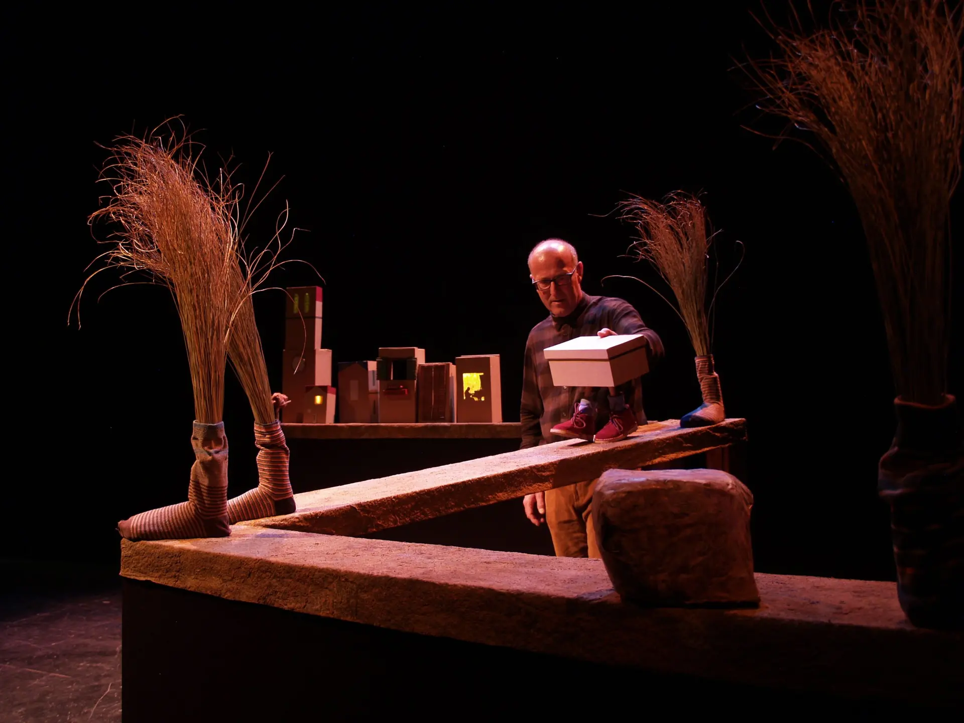 Théâtre d'objets : Mes nouvelles chaussures_Faverges-Seythenex