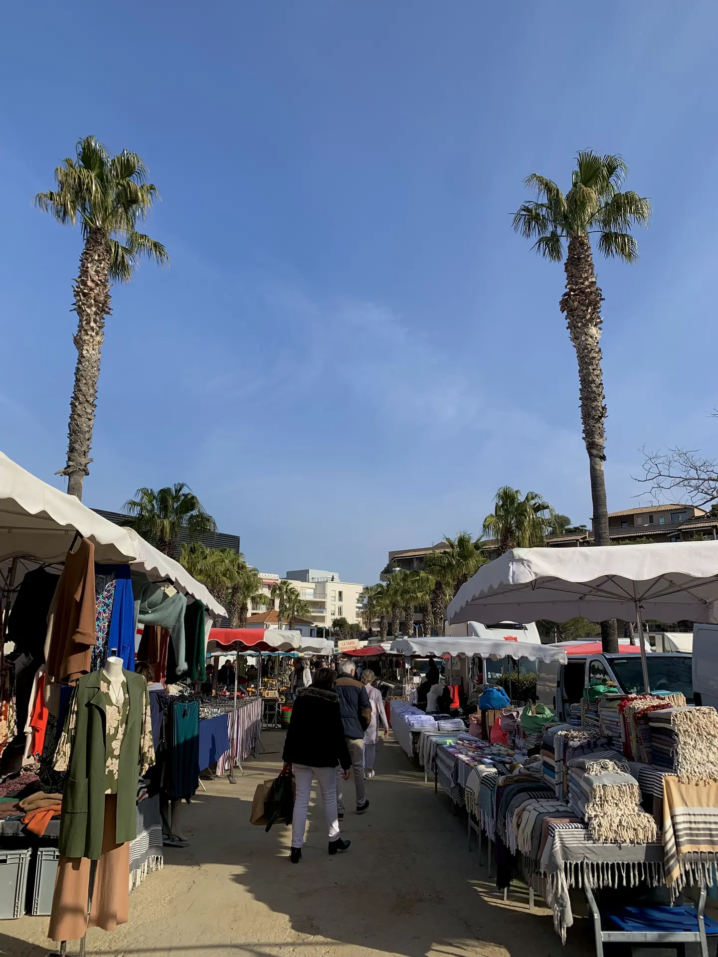 Le marché à Cavalaire