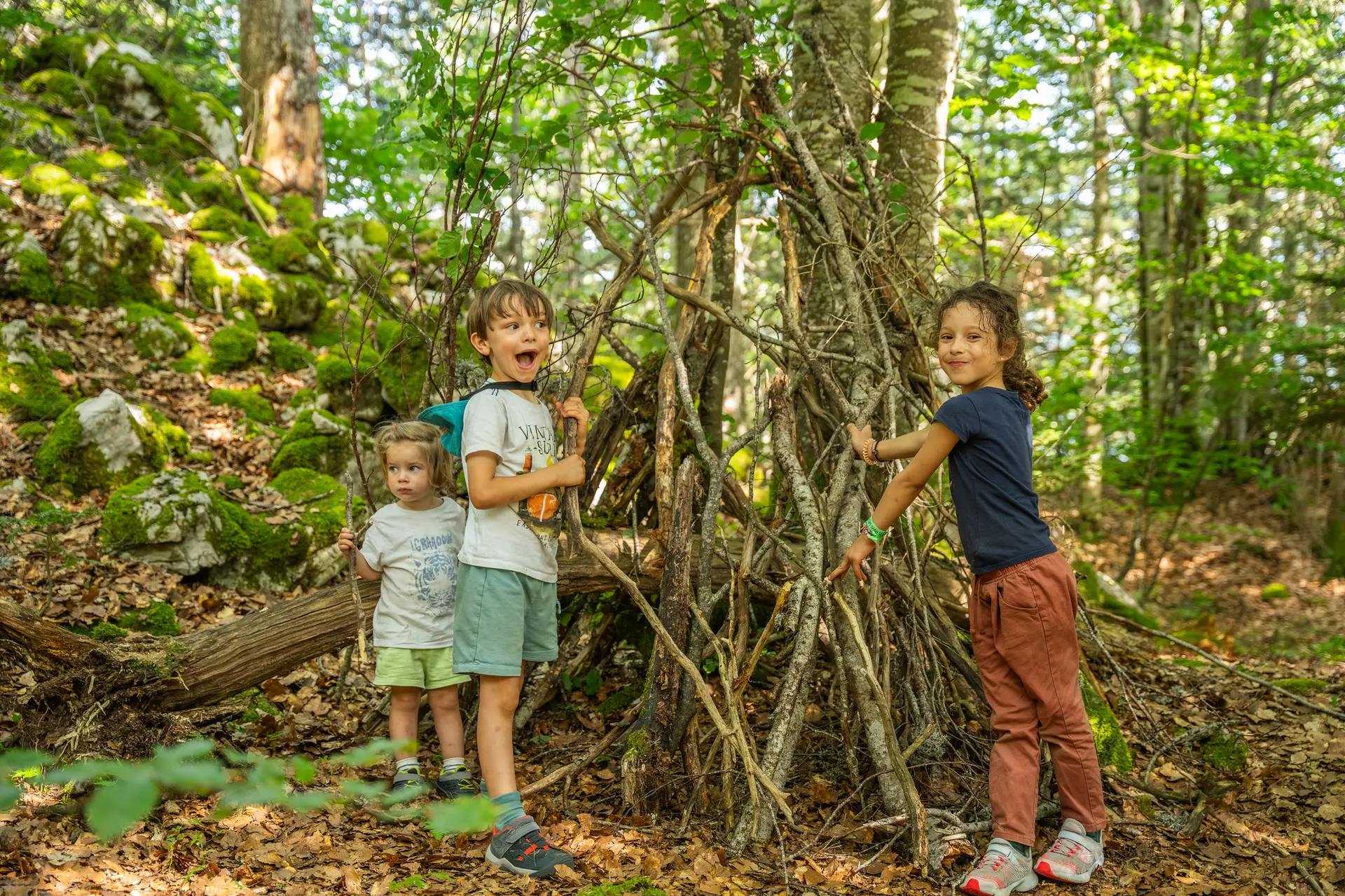 enfants dans la nature
