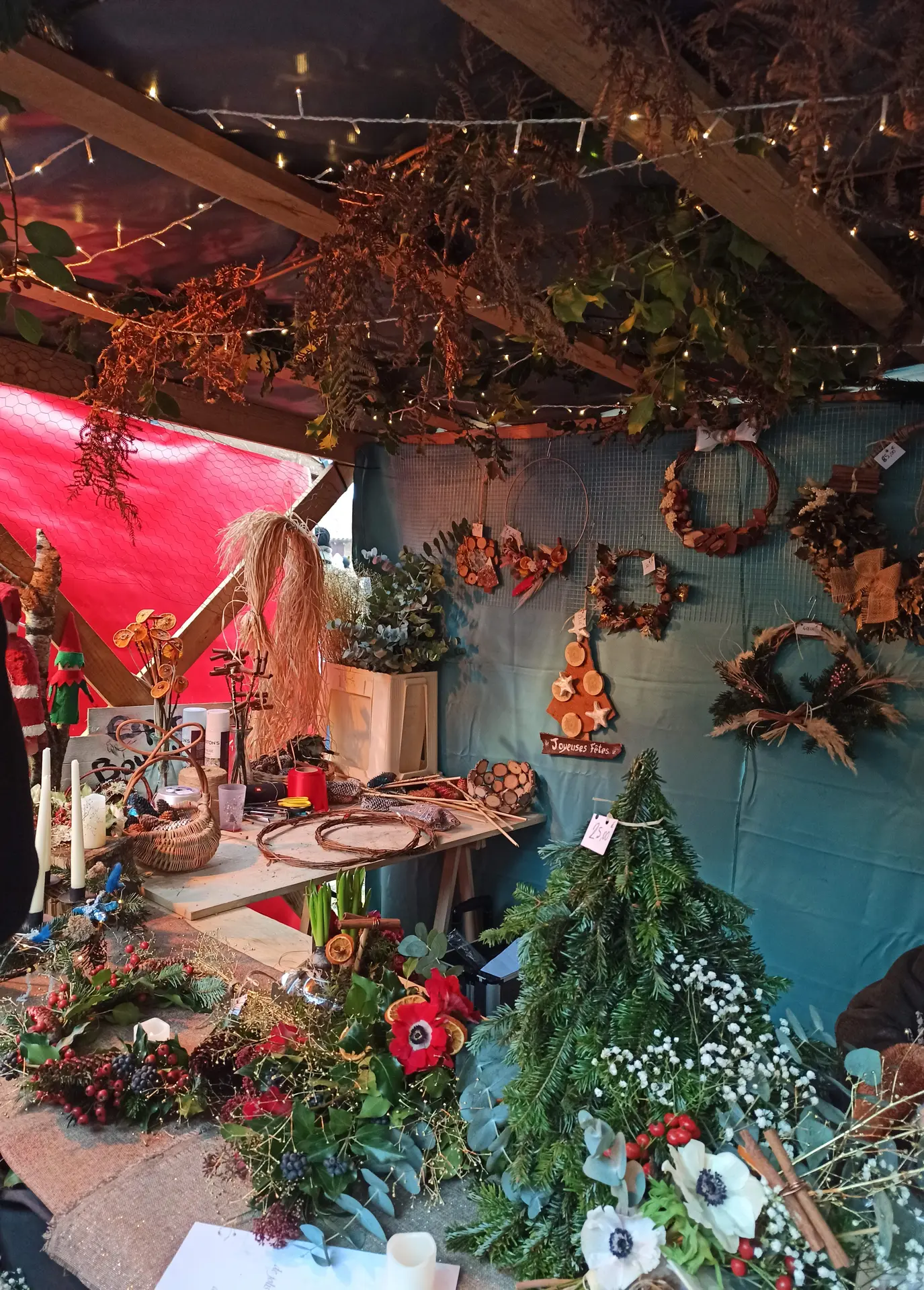 les jolis stands du marché de Noël