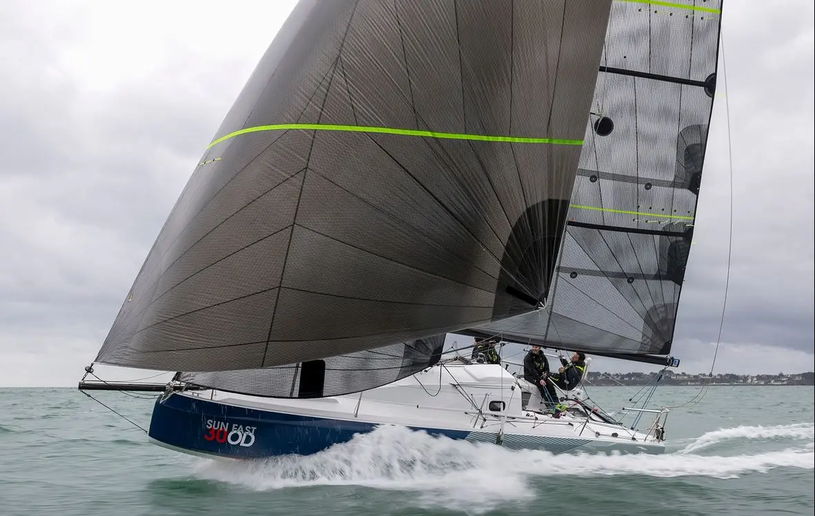 Championnats du monde en double mixte offshore de la classe C30