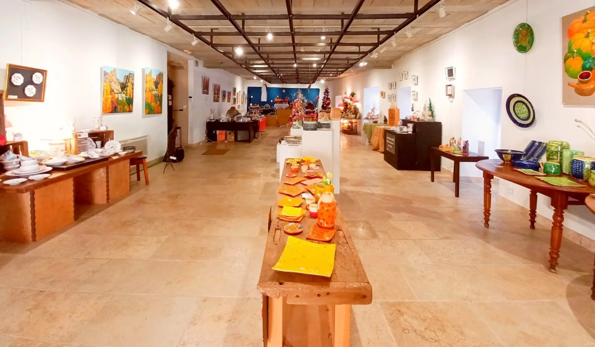 Décembre à Moustiers : expo-vente