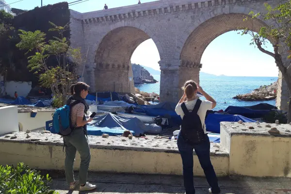 Hiking and treasure hunt – Urban coves & creeks