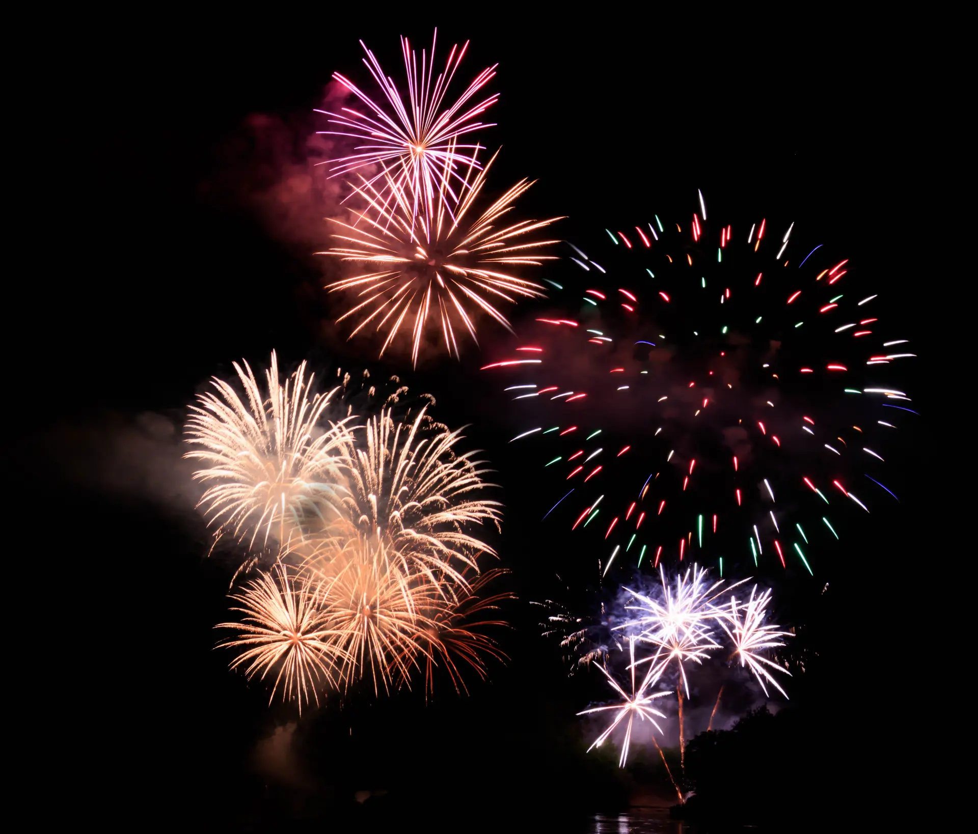 Feu d'artifice sur la mer