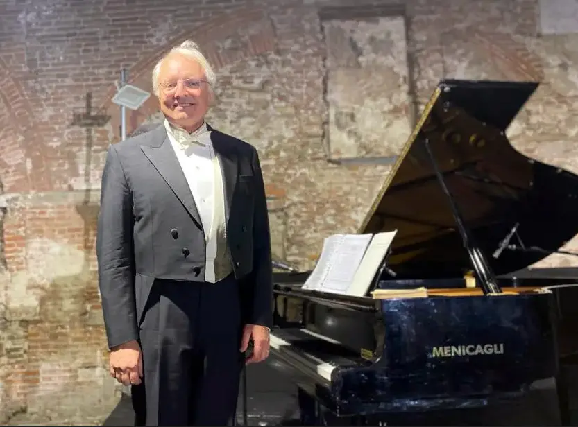 Peter Hicks au piano