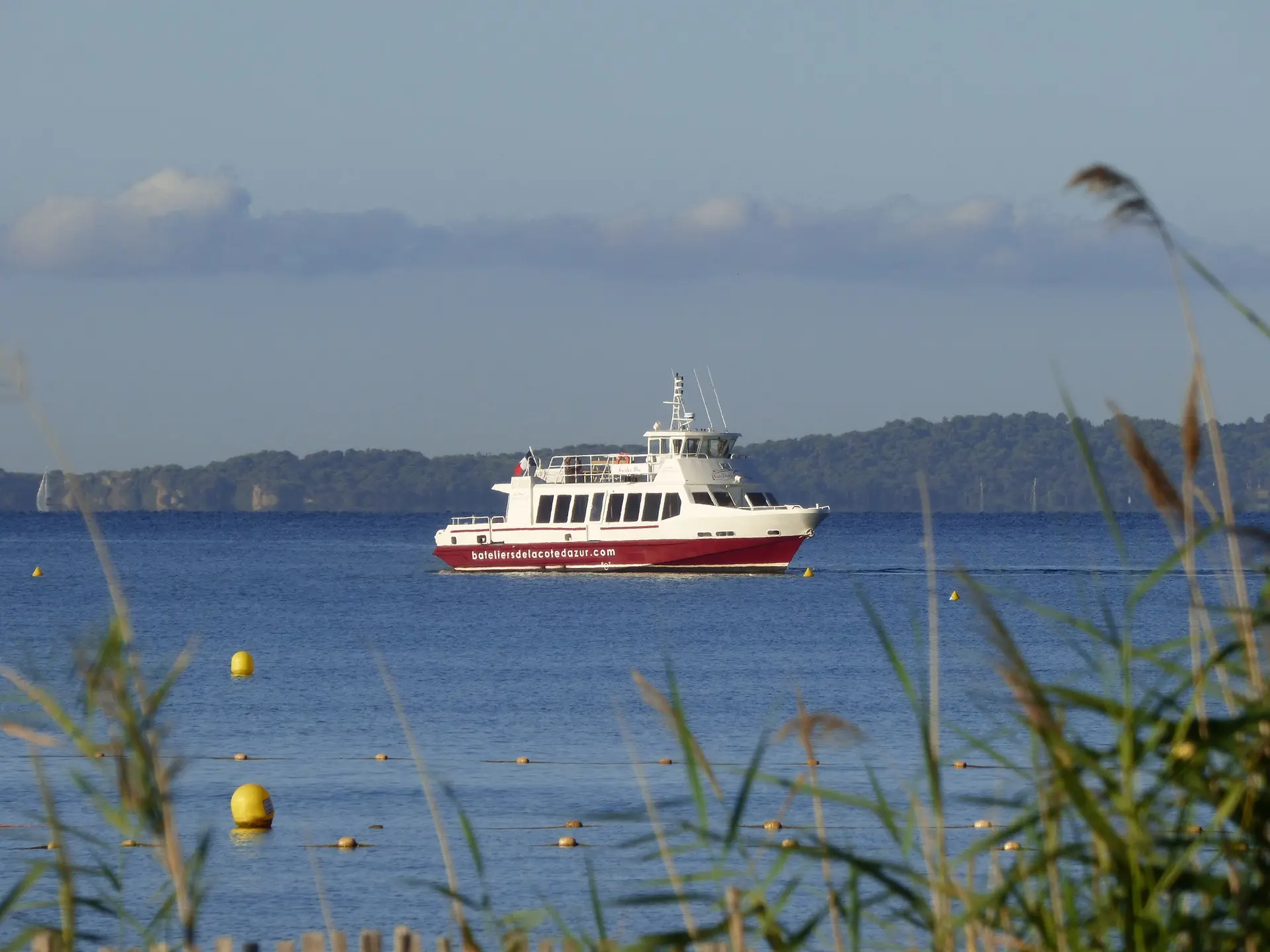 Croisière vigneronne avec les Bateliers de la Côte d'Azur et les Vignerons Londais