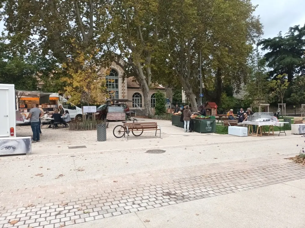 Marché du Square Indochine