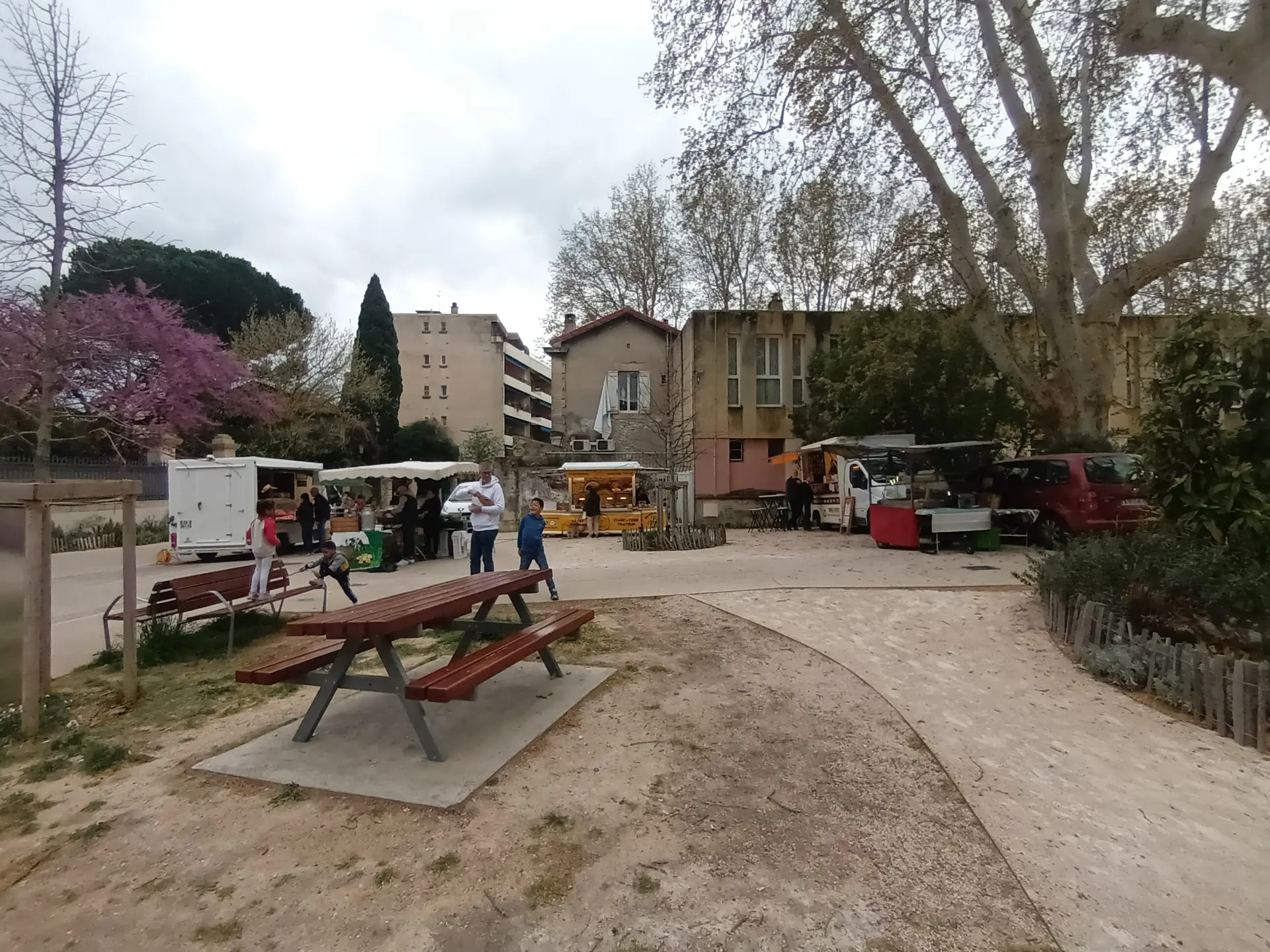 Marché du Square Indochine