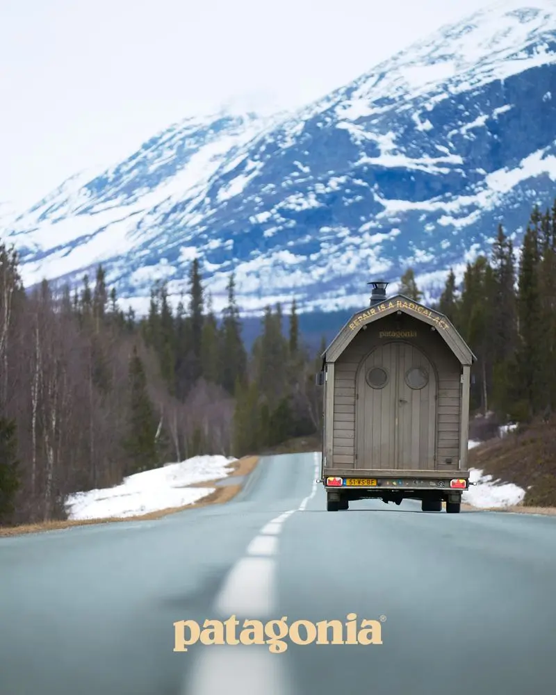 The repairing caravan