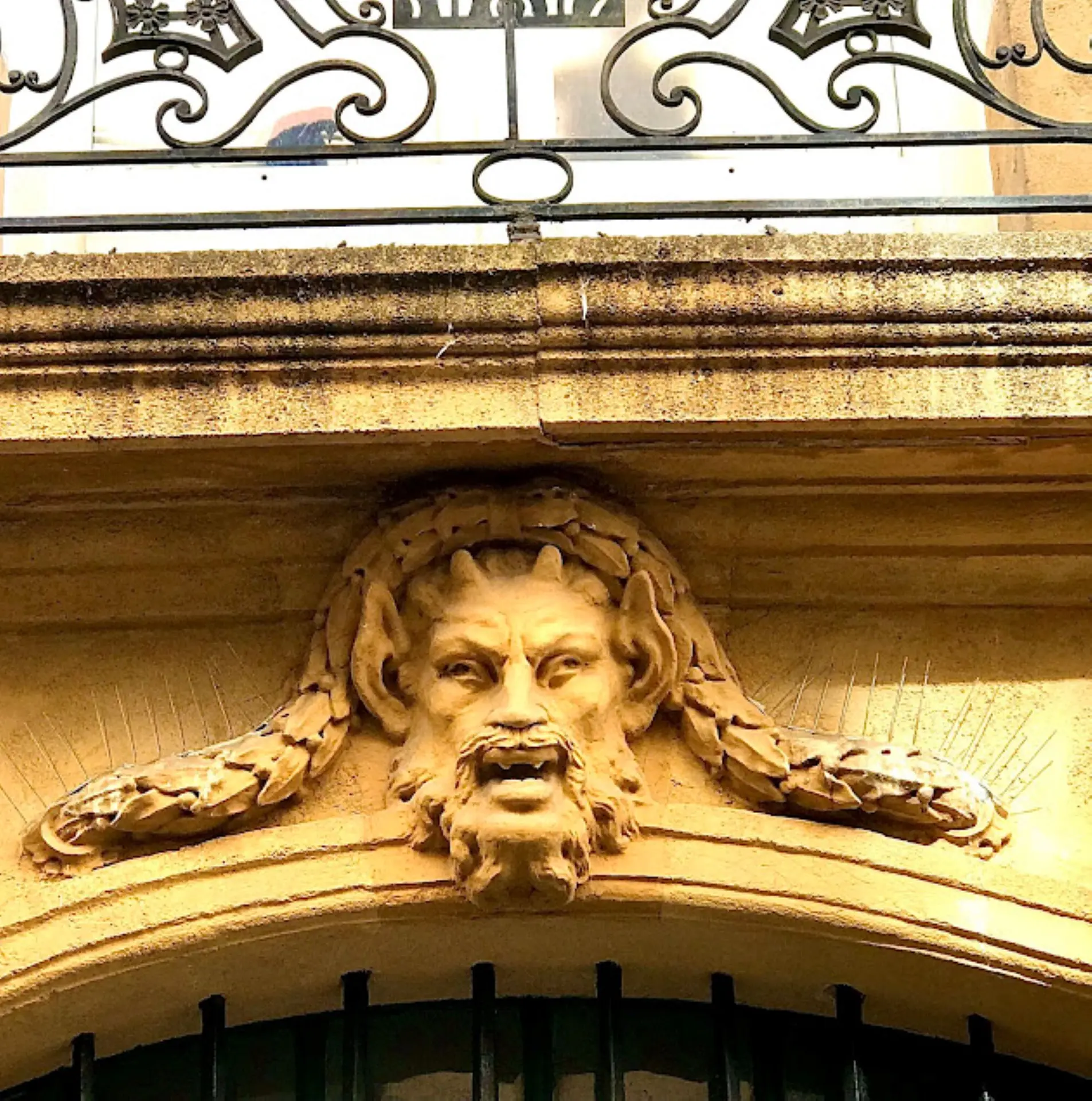 Mascaron