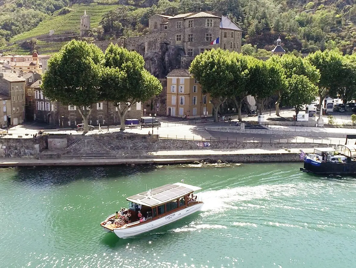 Brunch sur l'eau en direction de Saint-Vallier avec Les Canotiers_Tournon-sur-Rhône