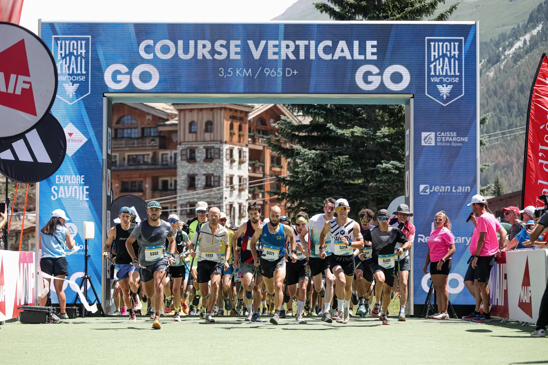 High Trail Vanoise - Départ de la course verticale à Val d'Isère