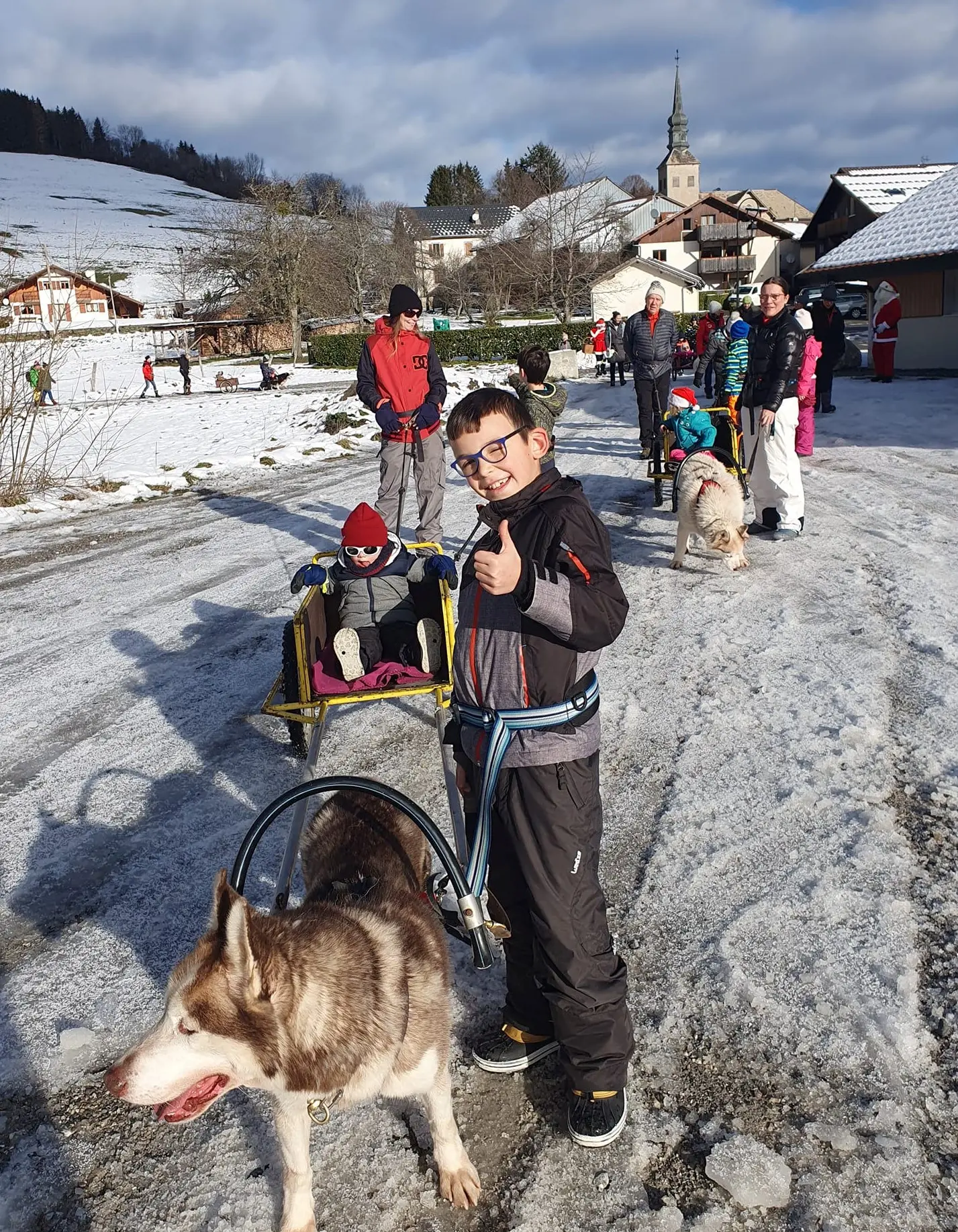 Chiens de Traîneaux, Père Noël et Papillotes