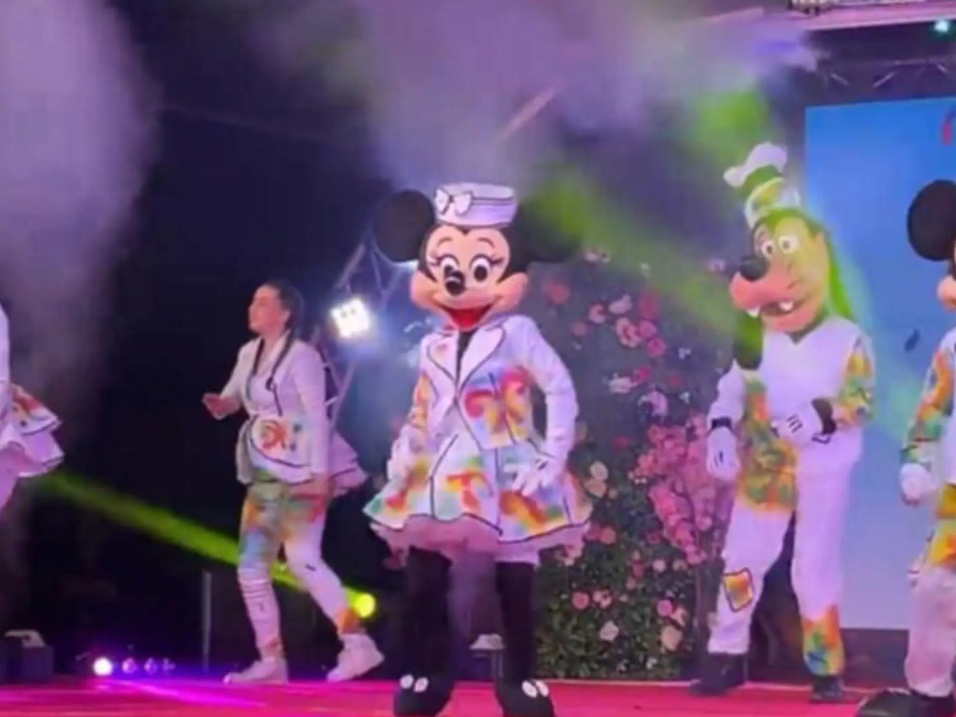 Soirée estivale : Les aventures de mickey et ses amis_Sainte-Maxime