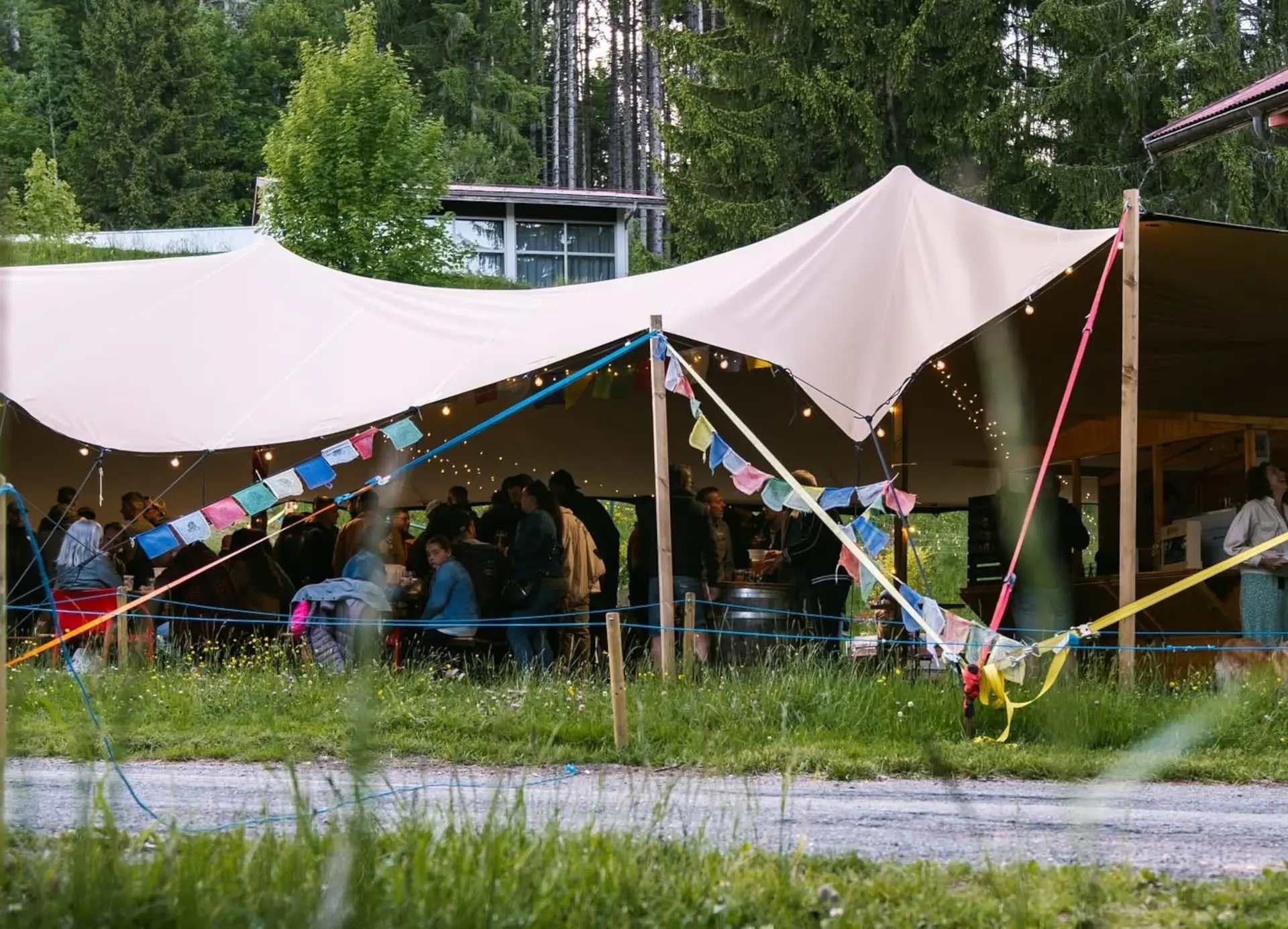 Le Camp de Base du Bruant_Burdignin