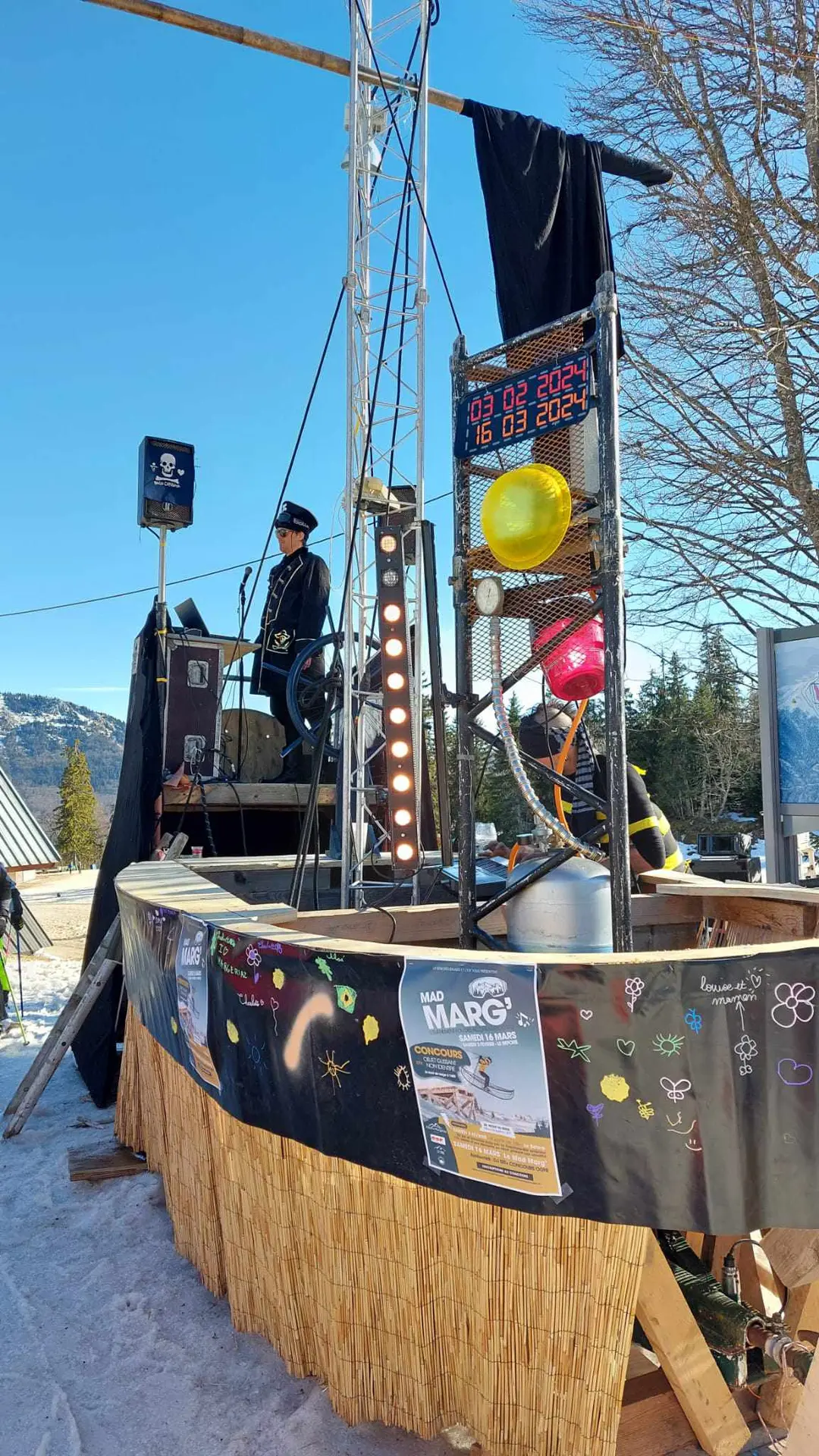 Bateau pirate DJ