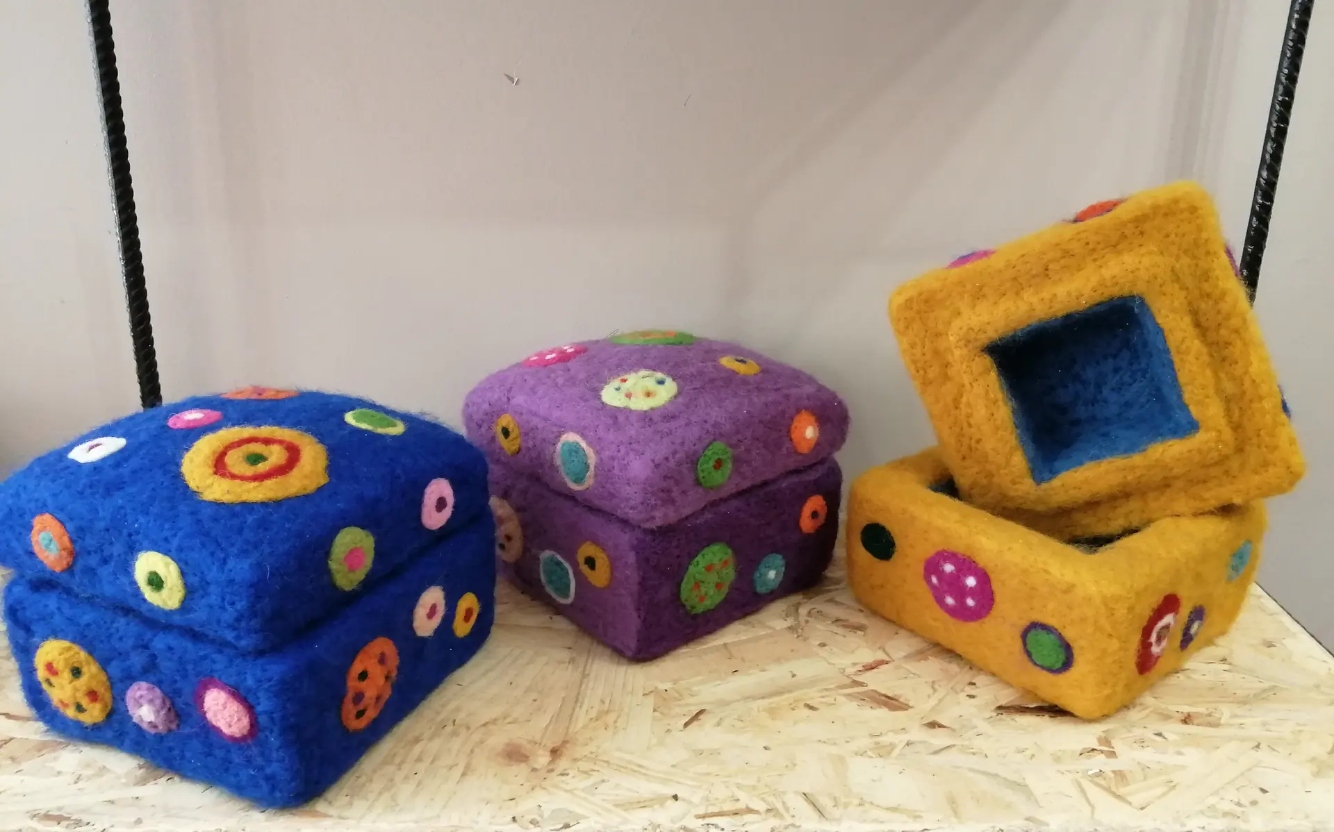 atelier laine feutrée EMBRUN