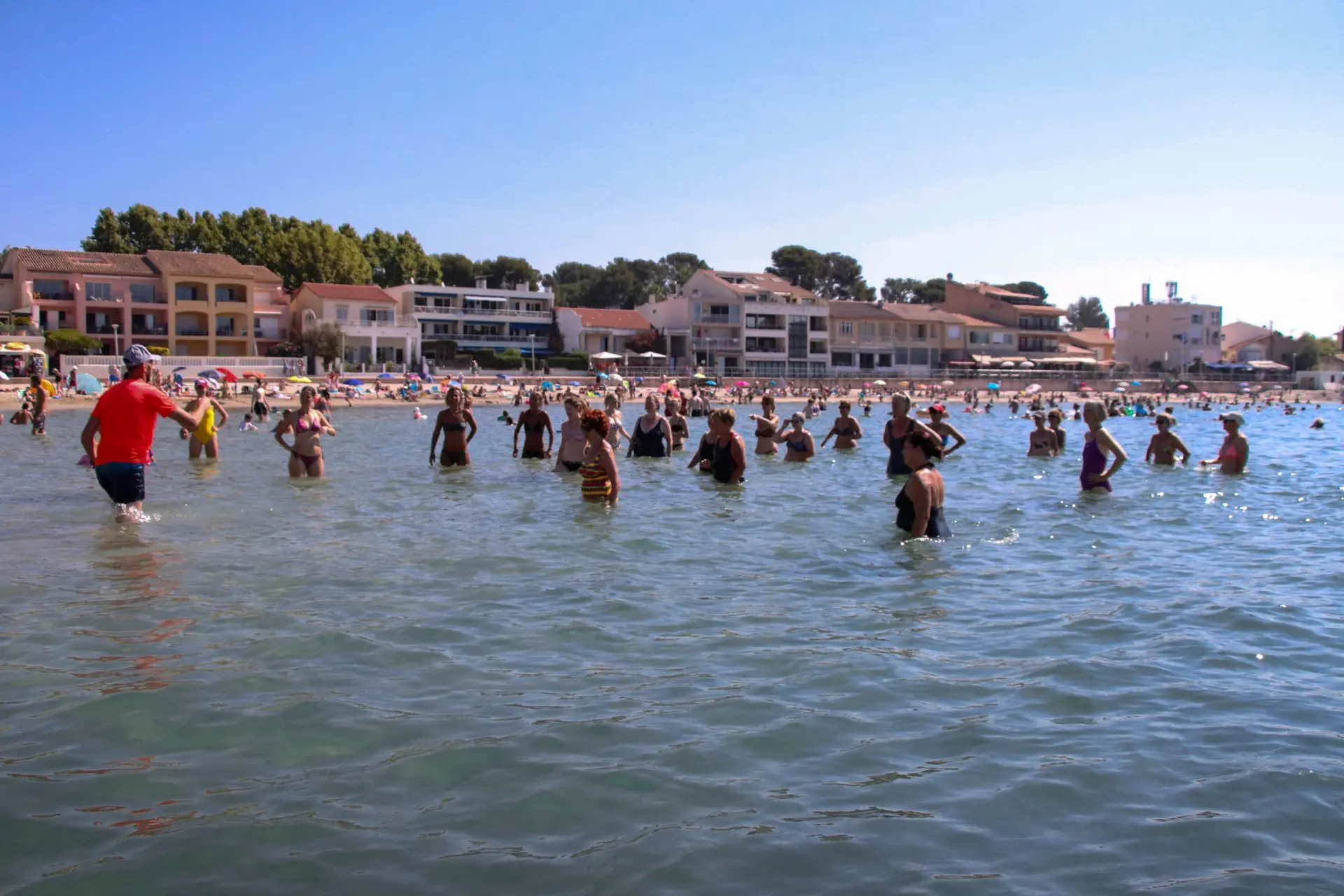 Séance sportive aquagym le mercredi matin