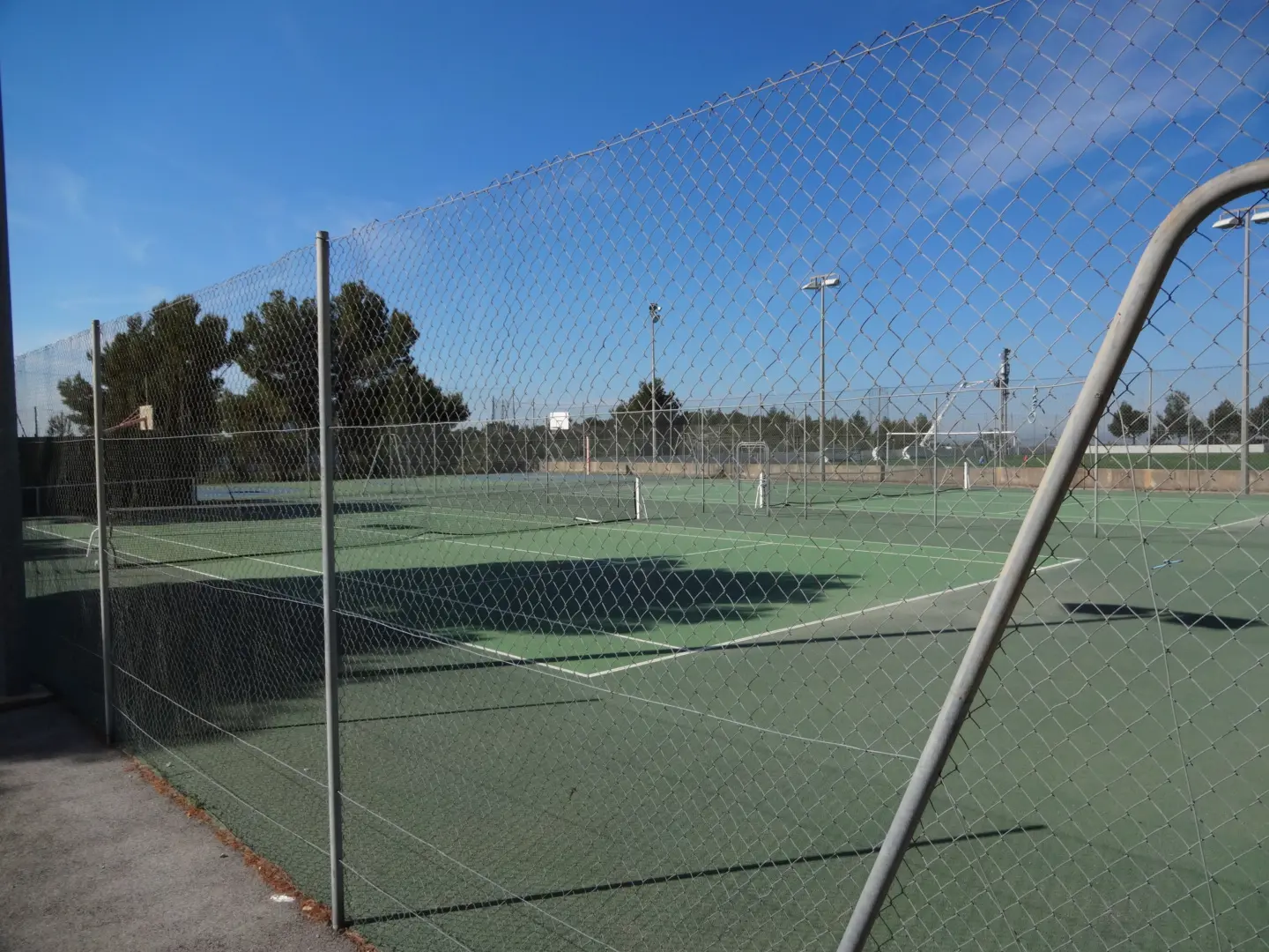 Tennis Club