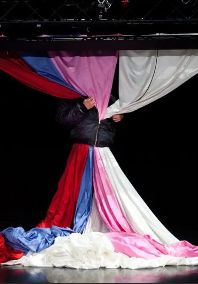 Spectacle au théâtre de La Criée Inhale Delirium Exhale