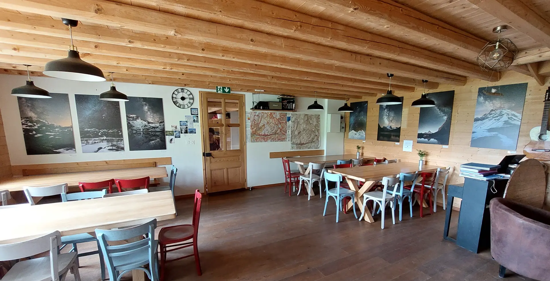 Expo-photos de Jérôme Doutaz au refuge du pic du Mas de la Grave