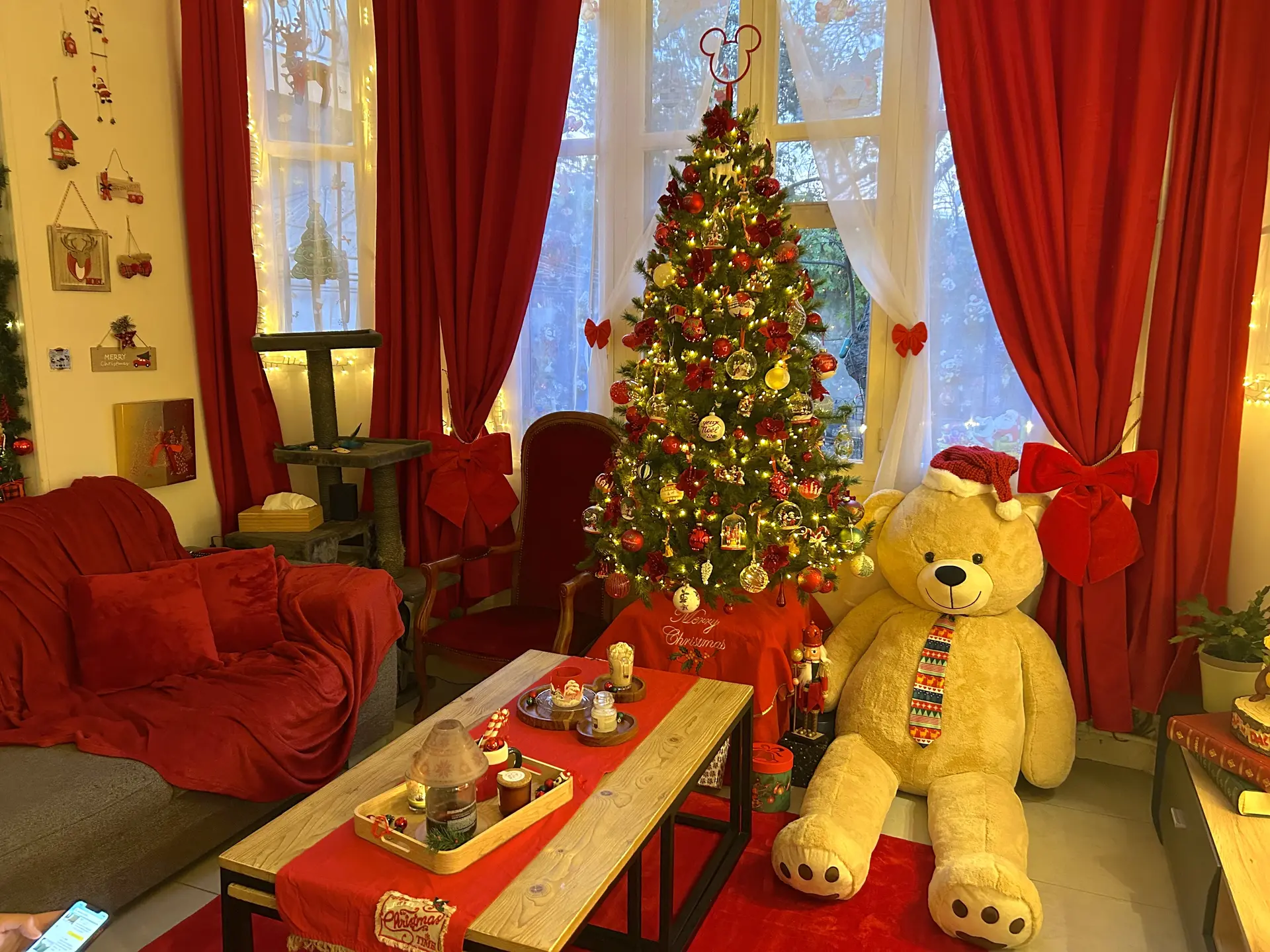 Maison illuminée - Le Refuge de Noël Fréjus