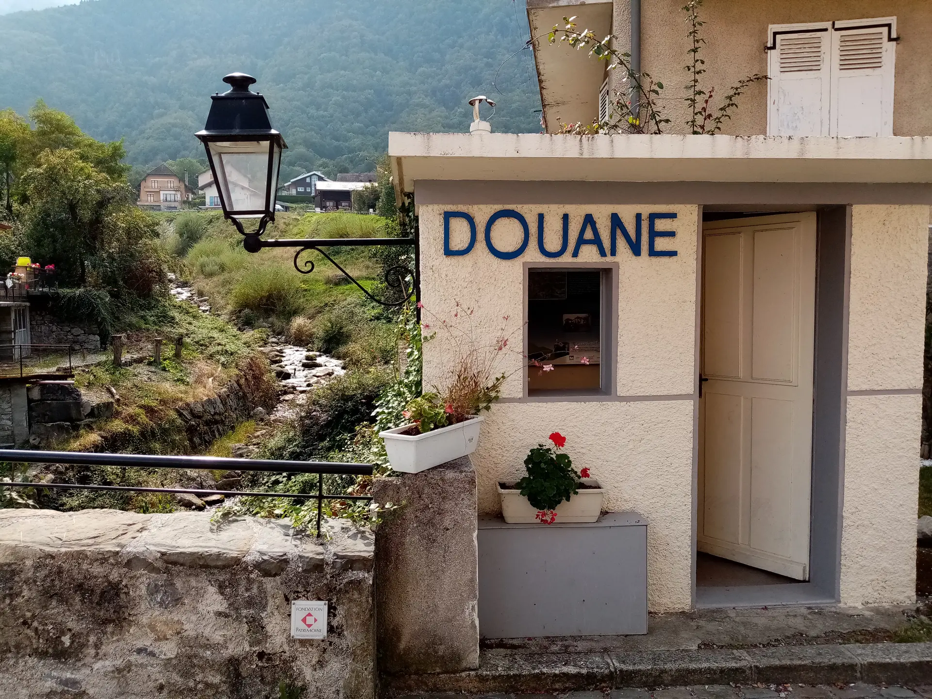 Douane de Saint-Gingolph