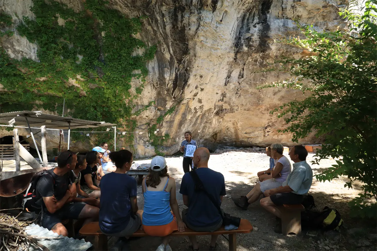 Abri sous roche - Activités - Thônes
