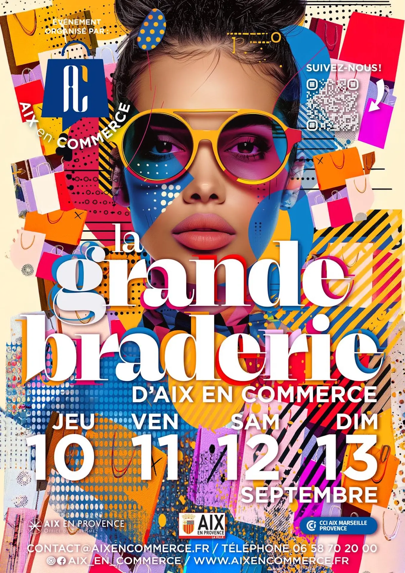 Femme heureuse qui fait son shopping