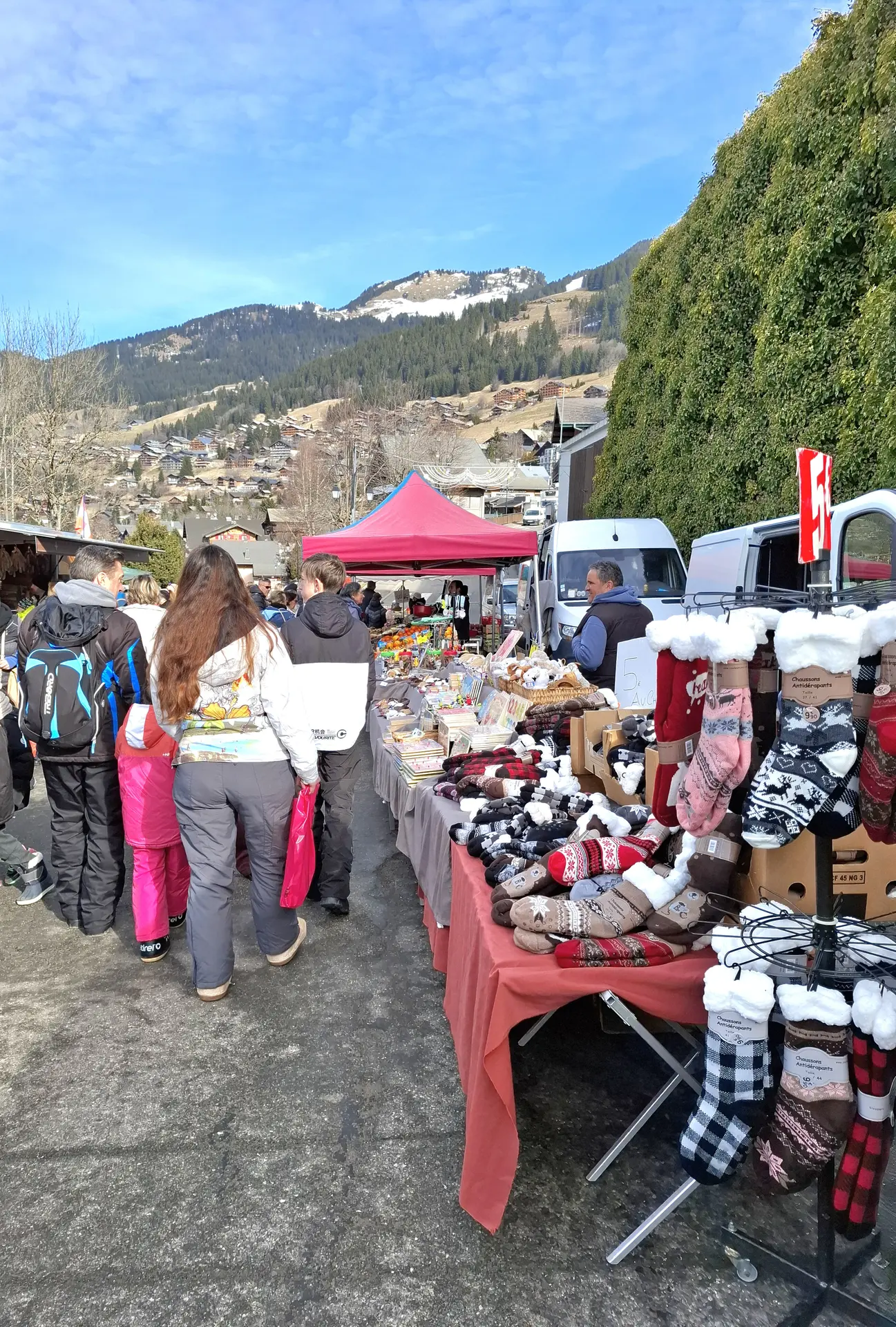 Marché  de Châtel en hiver