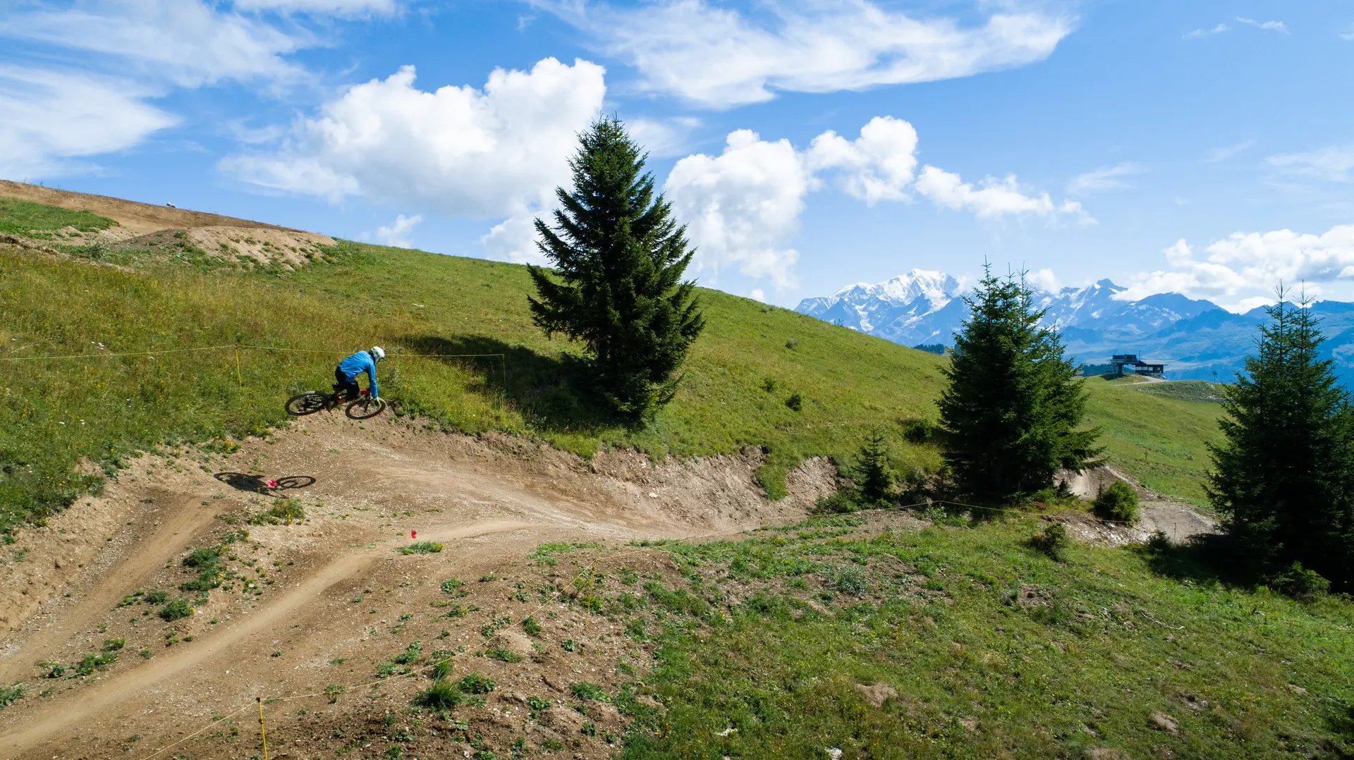 Piste DH bleue depuis Bisanne