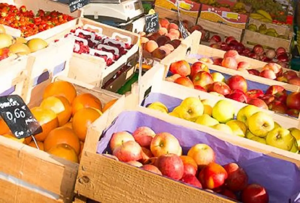 Marché de Charnècles