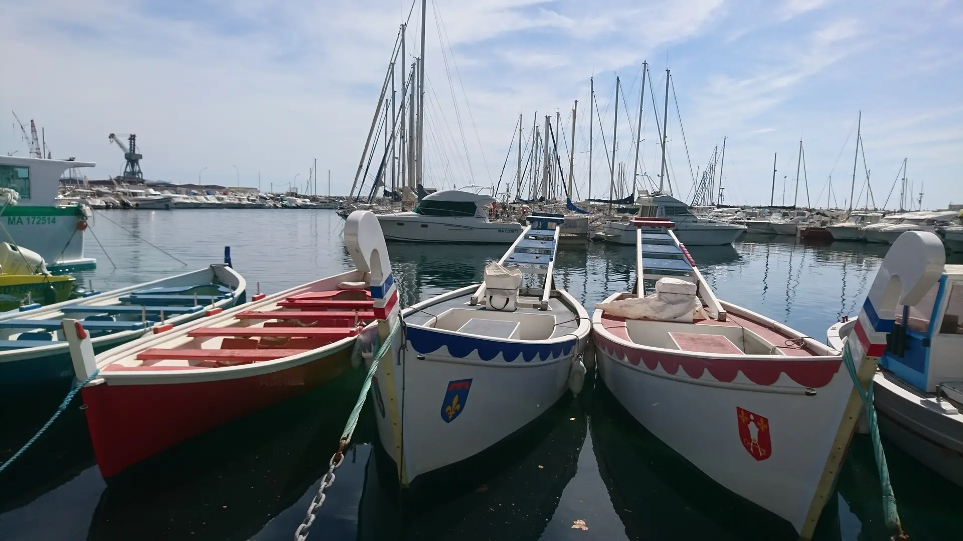 Bateaux de joutes provençales