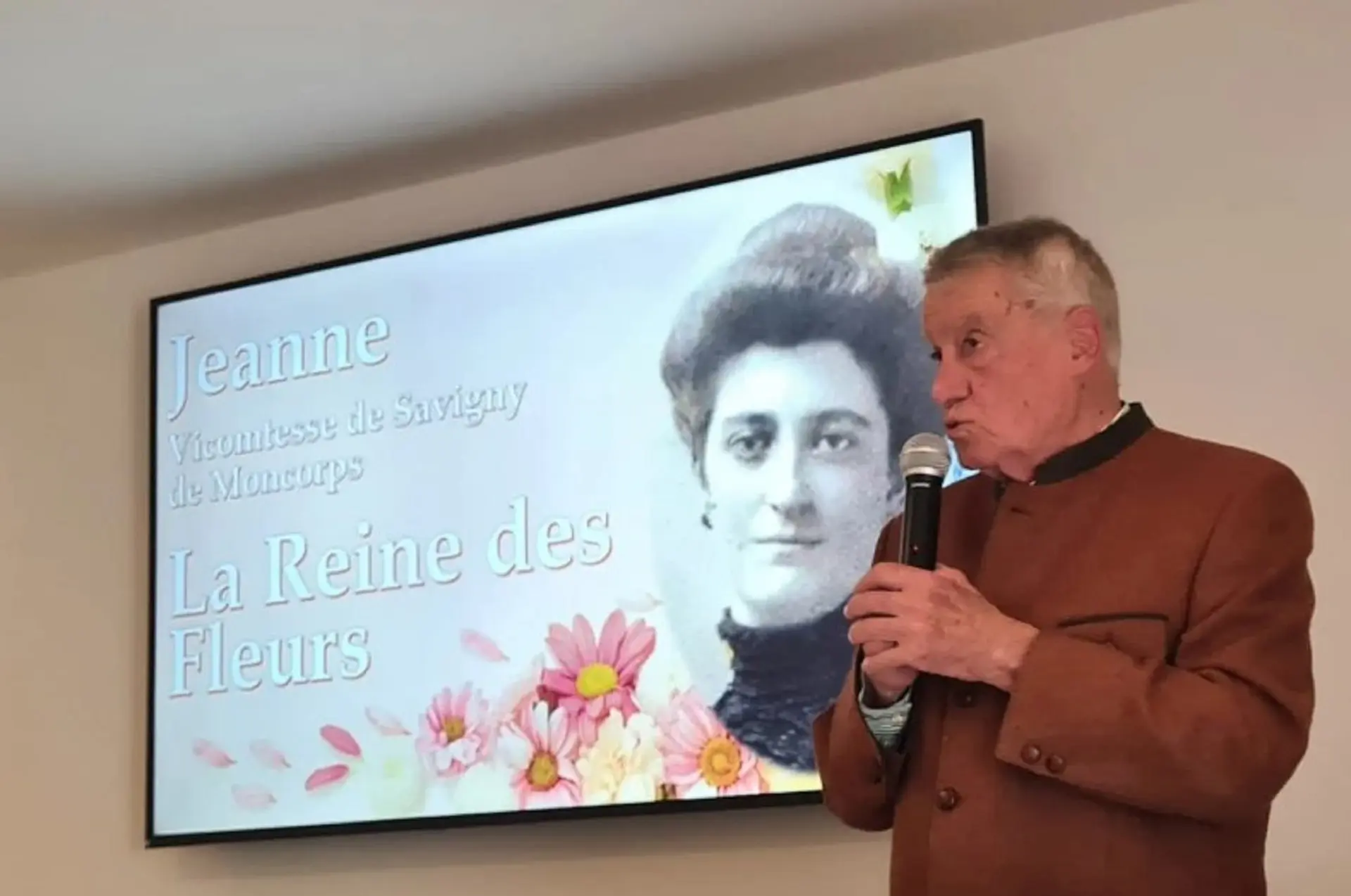 M. Gérard Saccoccini, Conférencier en Histoire de l'Art