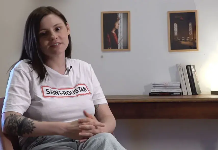 Fini de rire, l'humour politique au garde à vous