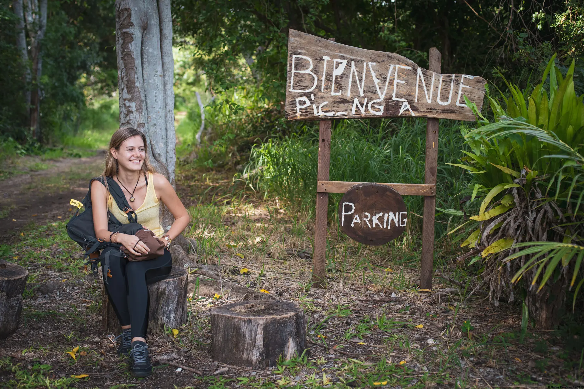 Début du sentier du Pic N'ga